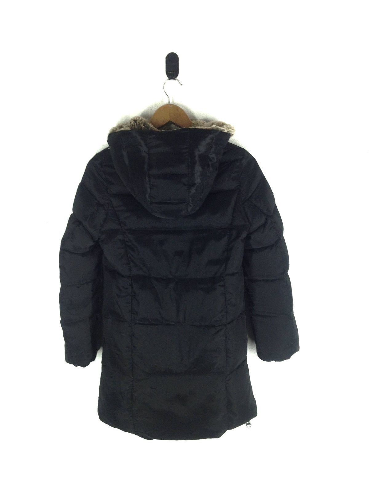 Japanese Brand Back Number Down Coat - Size M 650 Fill Power, Faux Fur Hood Size US M / EU 48-50 / 2 - 2 Thumbnail
