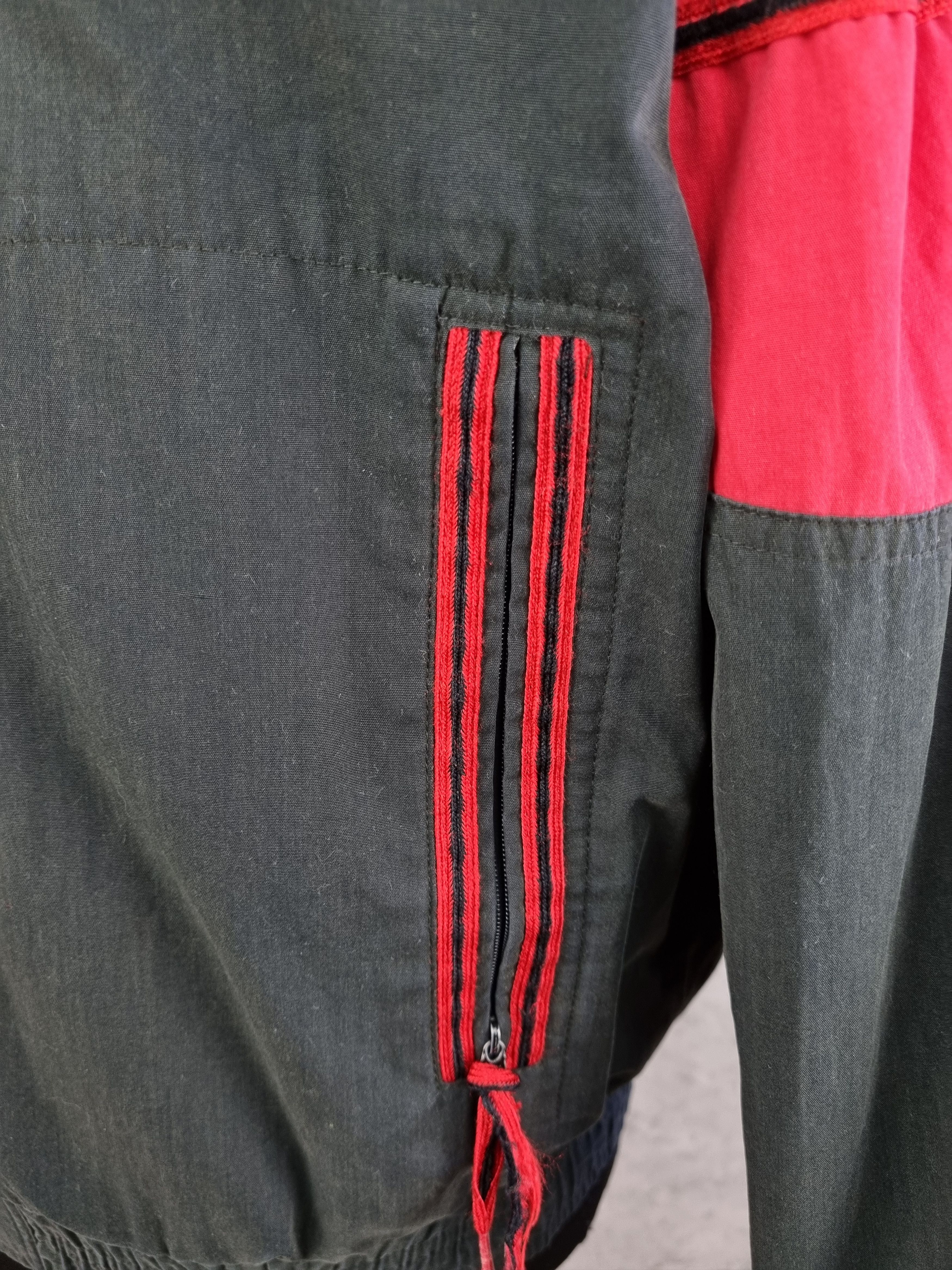 Jordan Brand × Nike × Vintage 90s Air Jordan Faded Jacket with Embroidered Logo Size US S / EU 44-46 / 1 - 13 Thumbnail