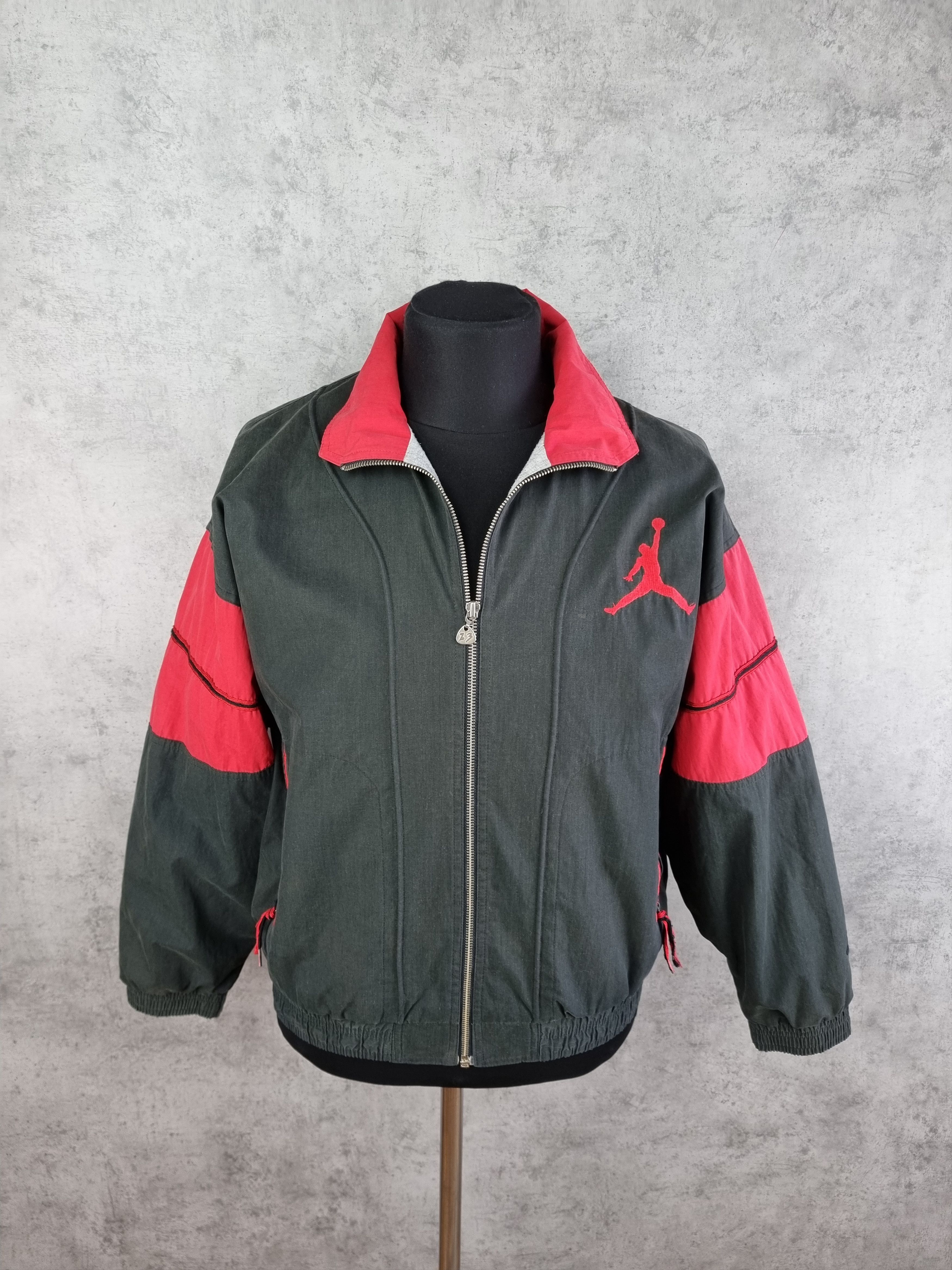 Jordan Brand × Nike × Vintage 90s Air Jordan Faded Jacket with Embroidered Logo Size US S / EU 44-46 / 1 - 14 Thumbnail