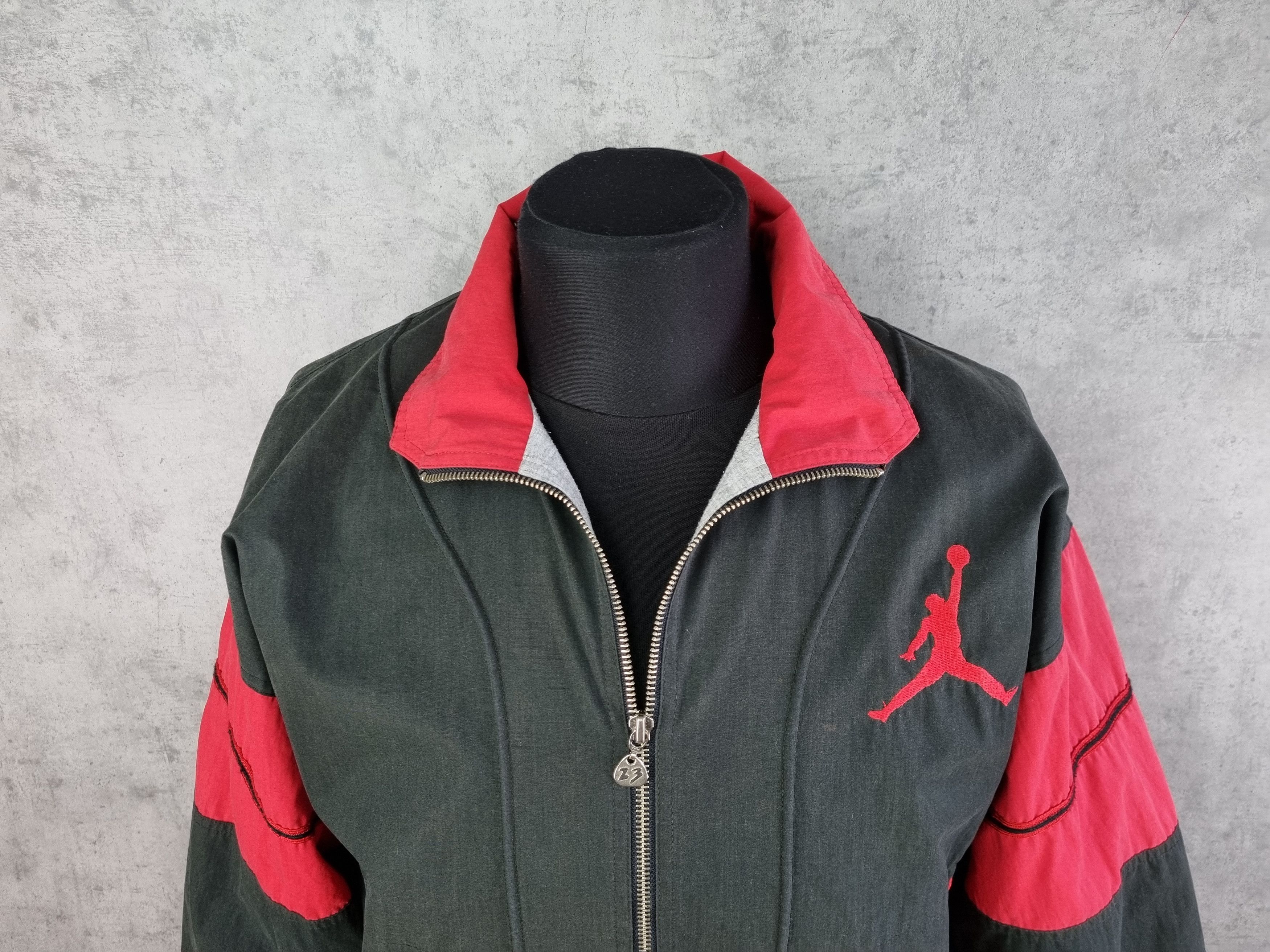 Jordan Brand × Nike × Vintage 90s Air Jordan Faded Jacket with Embroidered Logo Size US S / EU 44-46 / 1 - 7 Thumbnail