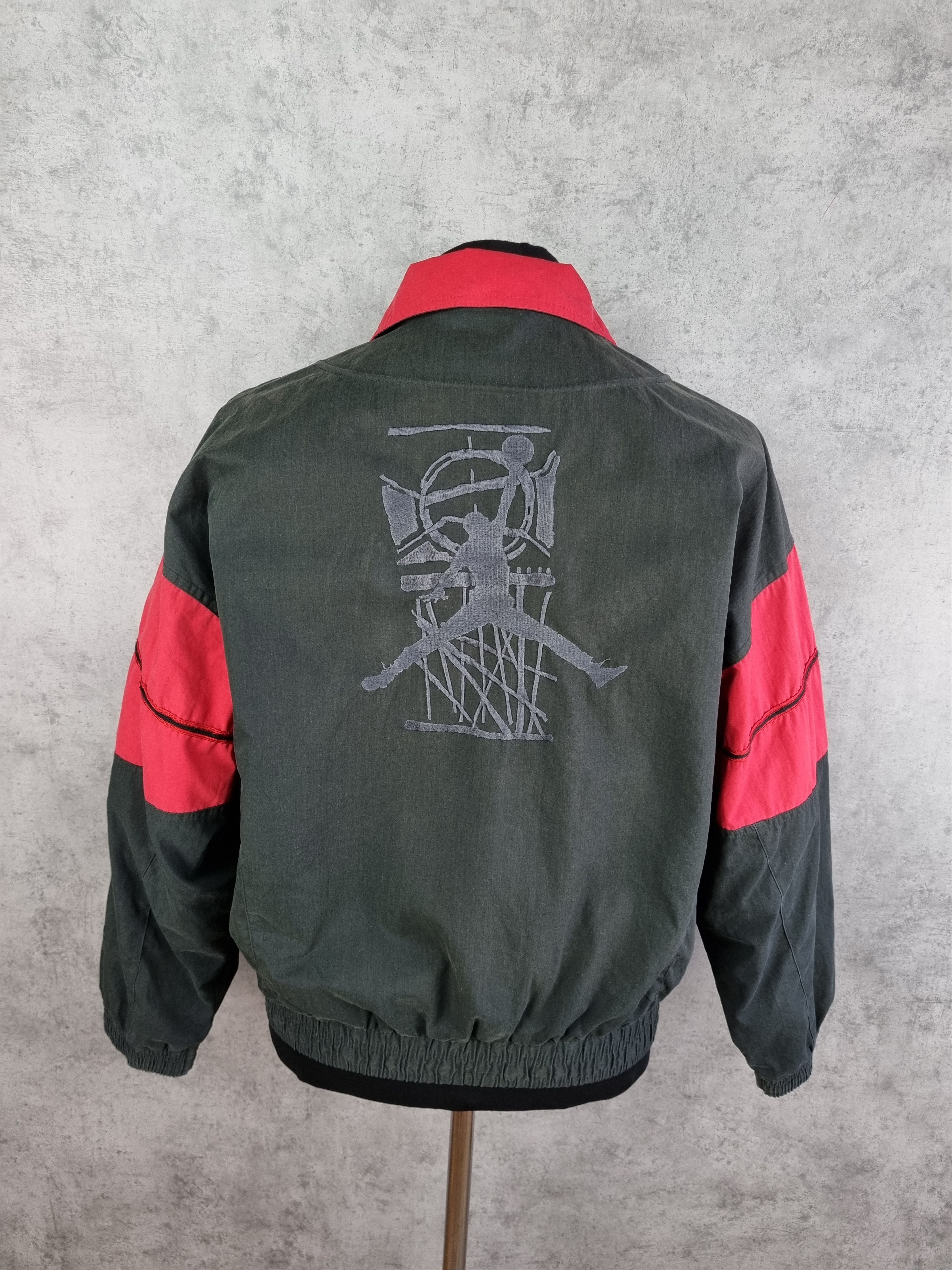 Jordan Brand × Nike × Vintage 90s Air Jordan Faded Jacket with Embroidered Logo Size US S / EU 44-46 / 1 - 5 Thumbnail