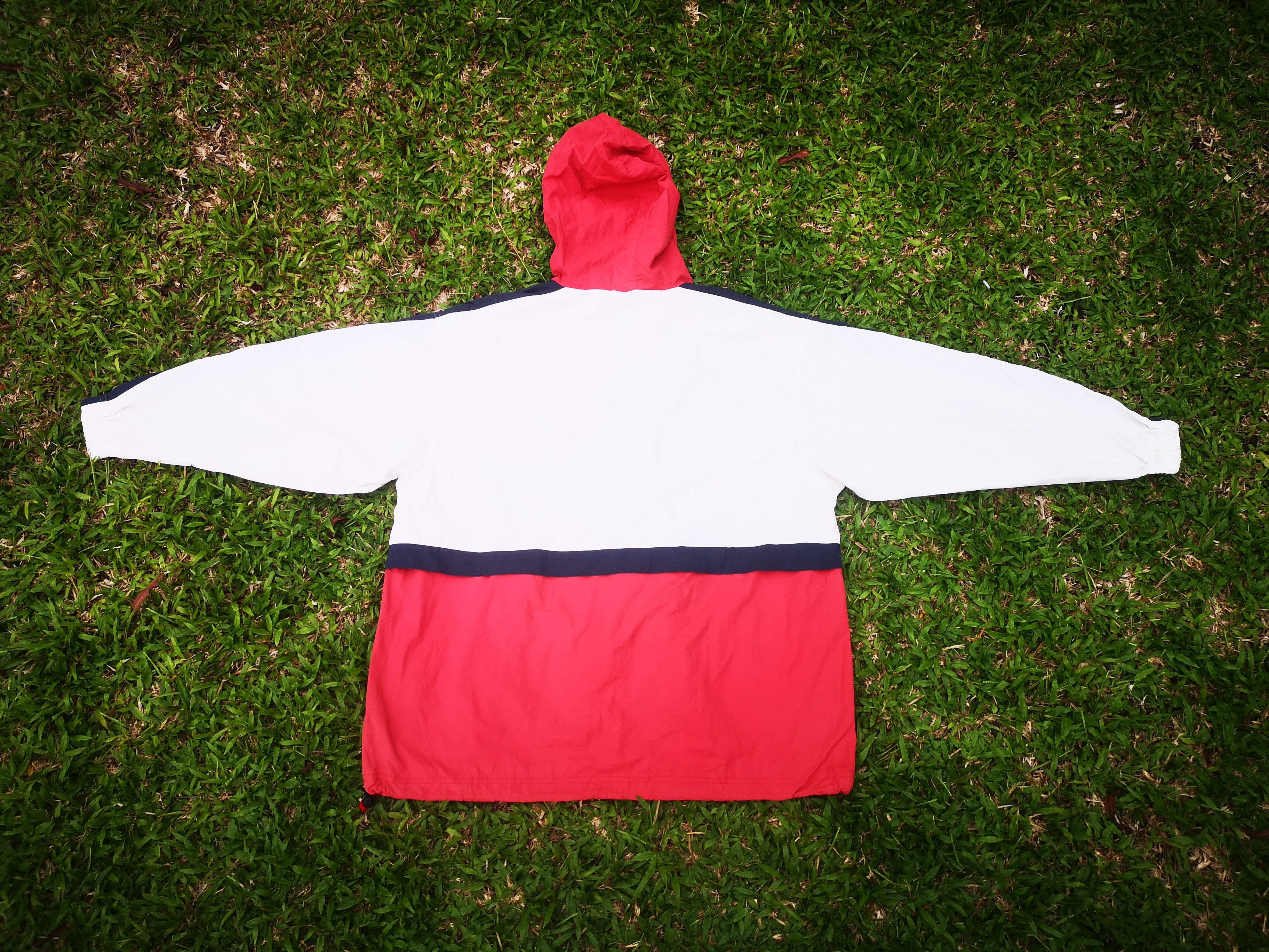 Sergio Tacchini × Vintage Vintage Sergio Tacchini windbreaker Size US M / EU 48-50 / 2 - 4 Thumbnail