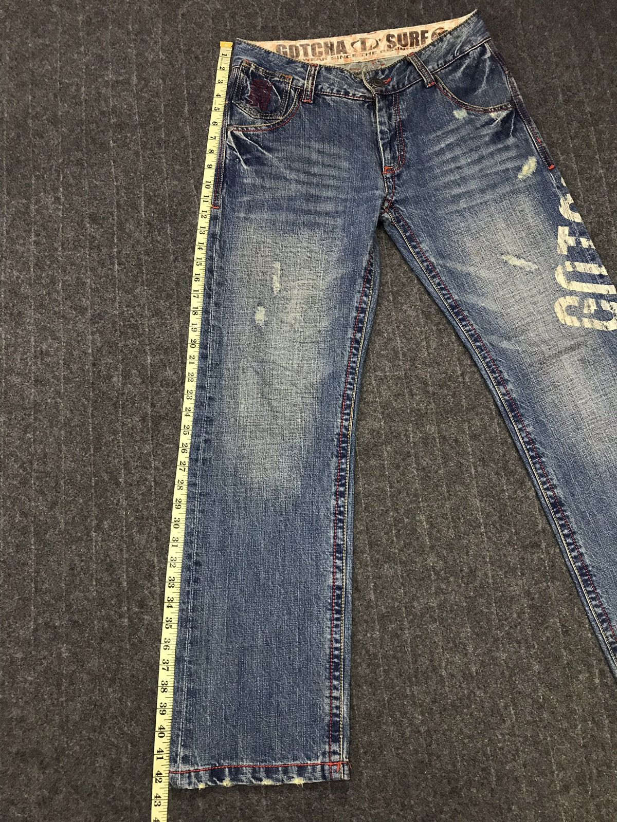 Japanese Brand Vintage Gotcha Surf Printed Denim Jeans Tear Style Size US 32 / EU 48 - 19 Thumbnail
