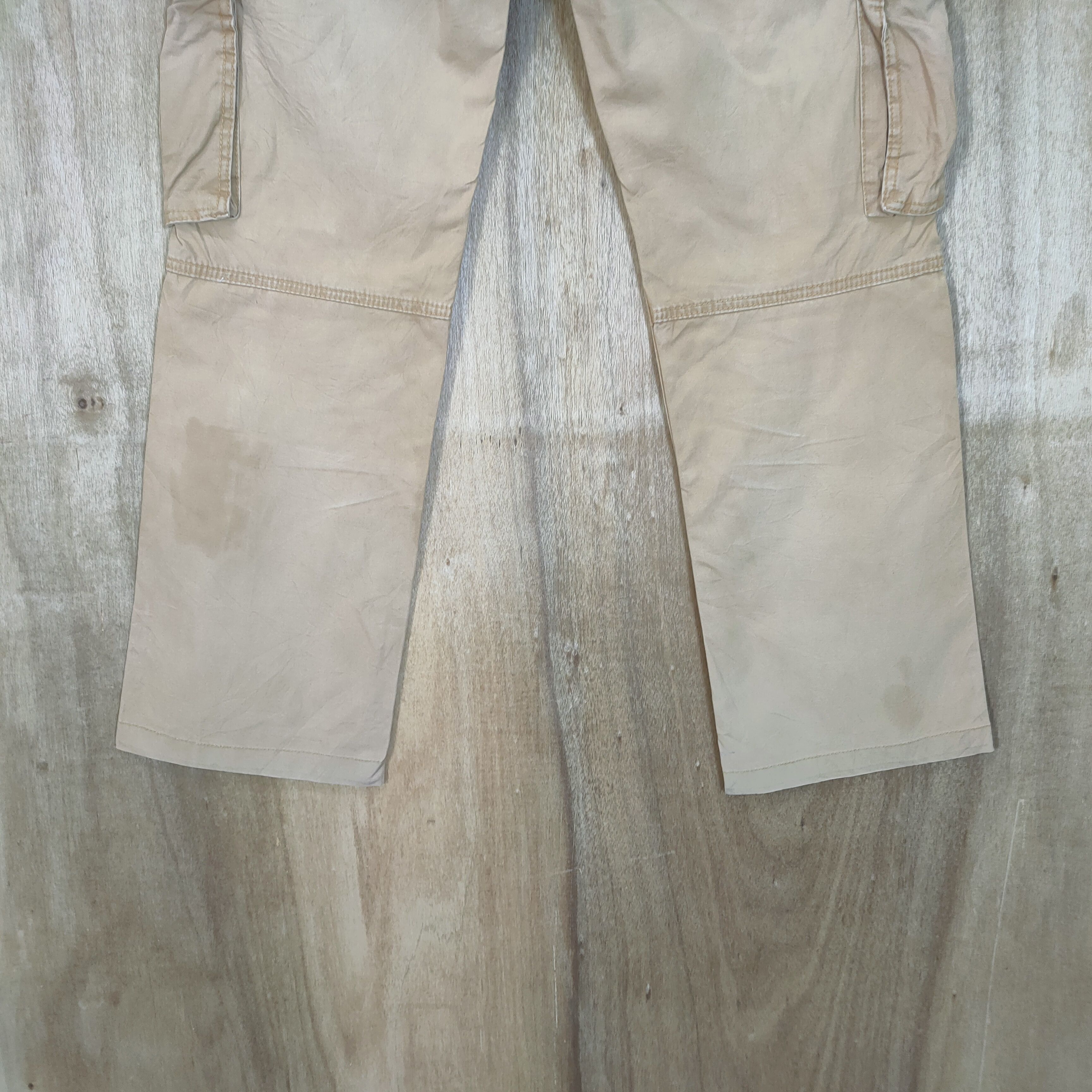 Japanese Brand NEUTRAL INFINITY FLARE CARGO PANTS Size US 30 / EU 46 - 8 Thumbnail