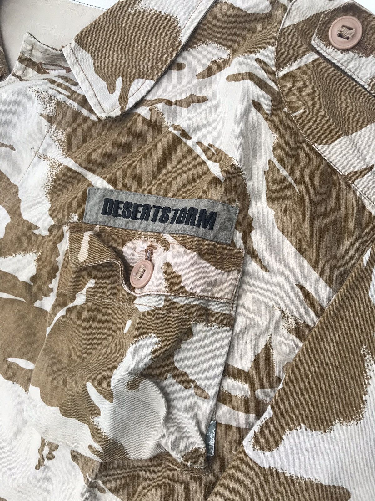 Wtaps WTAPS CAMOUFLAGE DESERT STORM DESIGN COMBAT RARE Size US L / EU 52-54 / 3 - 4 Thumbnail