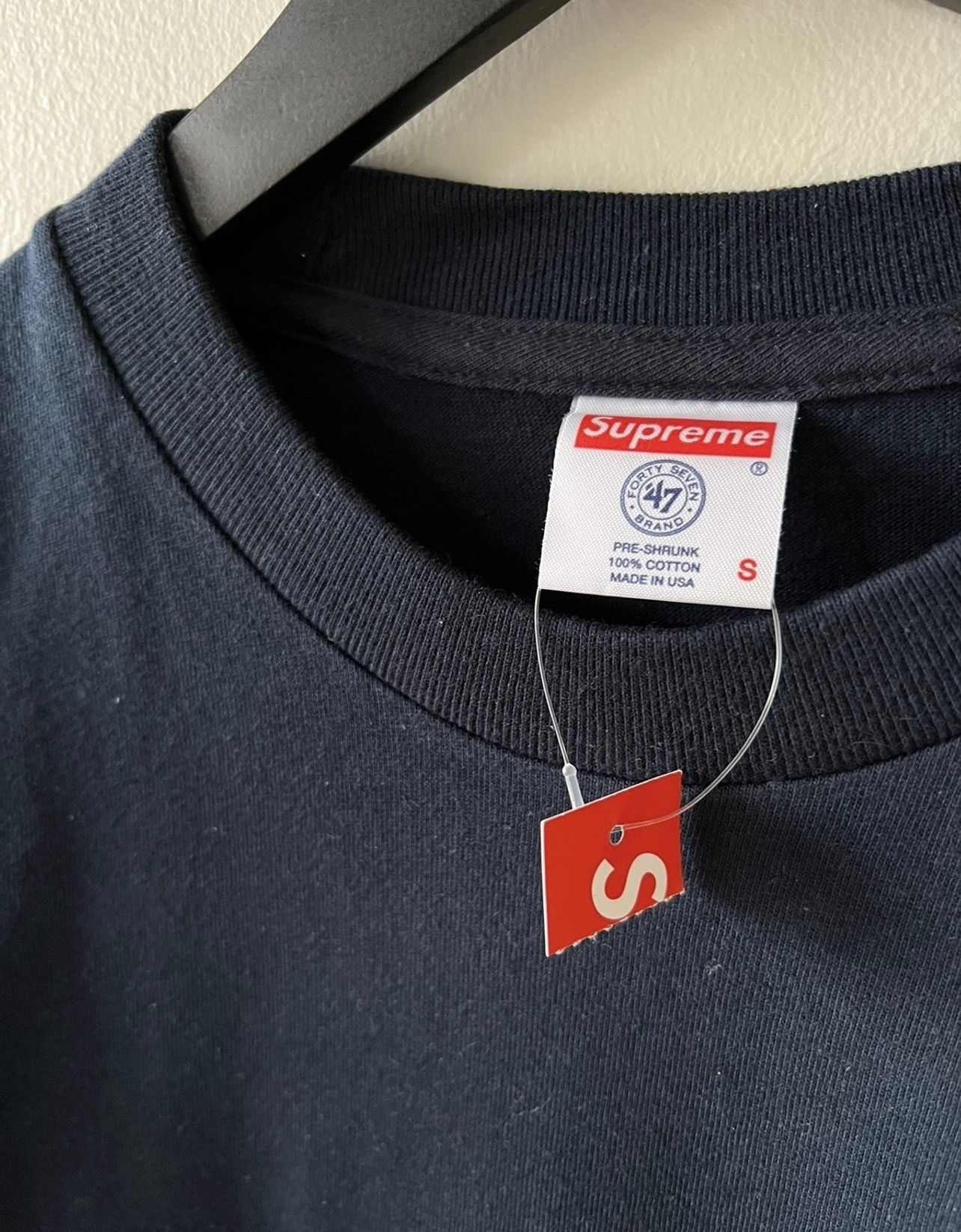New York Yankees × Supreme Supreme Yankees Box Logo Tee Small DSWT NY Size US S / EU 44-46 / 1 - 3 Thumbnail