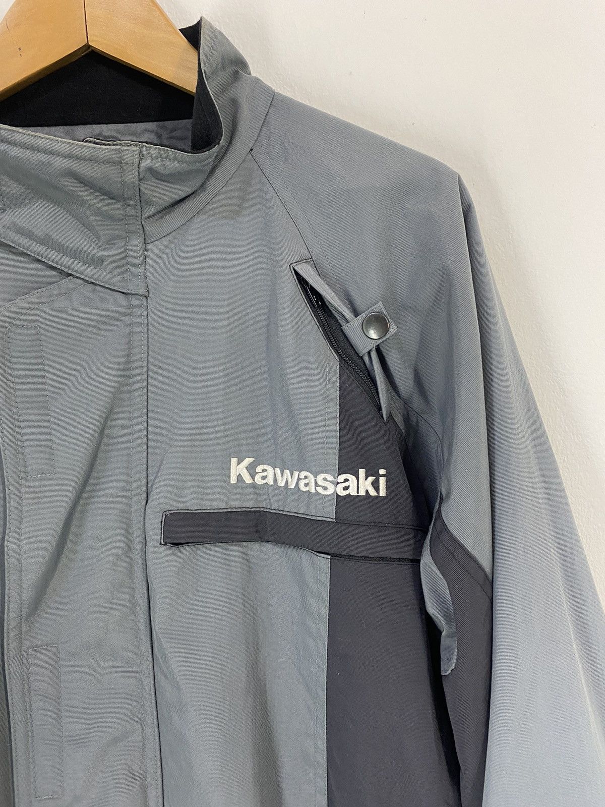 Sports Specialties × Vintage Vintage Kawasaki Racing Team Biker Jacket Design Big Logo Size US XL / EU 56 / 4 - 5 Thumbnail