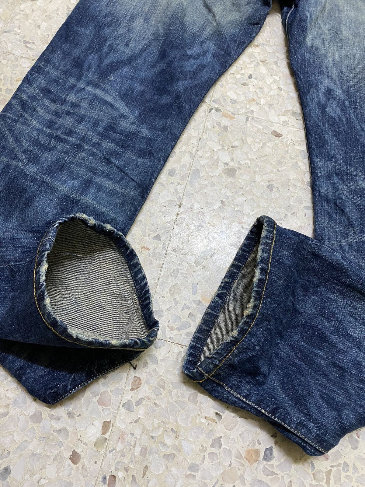 Levi's × Levi's Vintage Clothing Vintage Levi’s 501 Jeans Distressted Design Rare Size US 30 / EU 46 - 14 Thumbnail