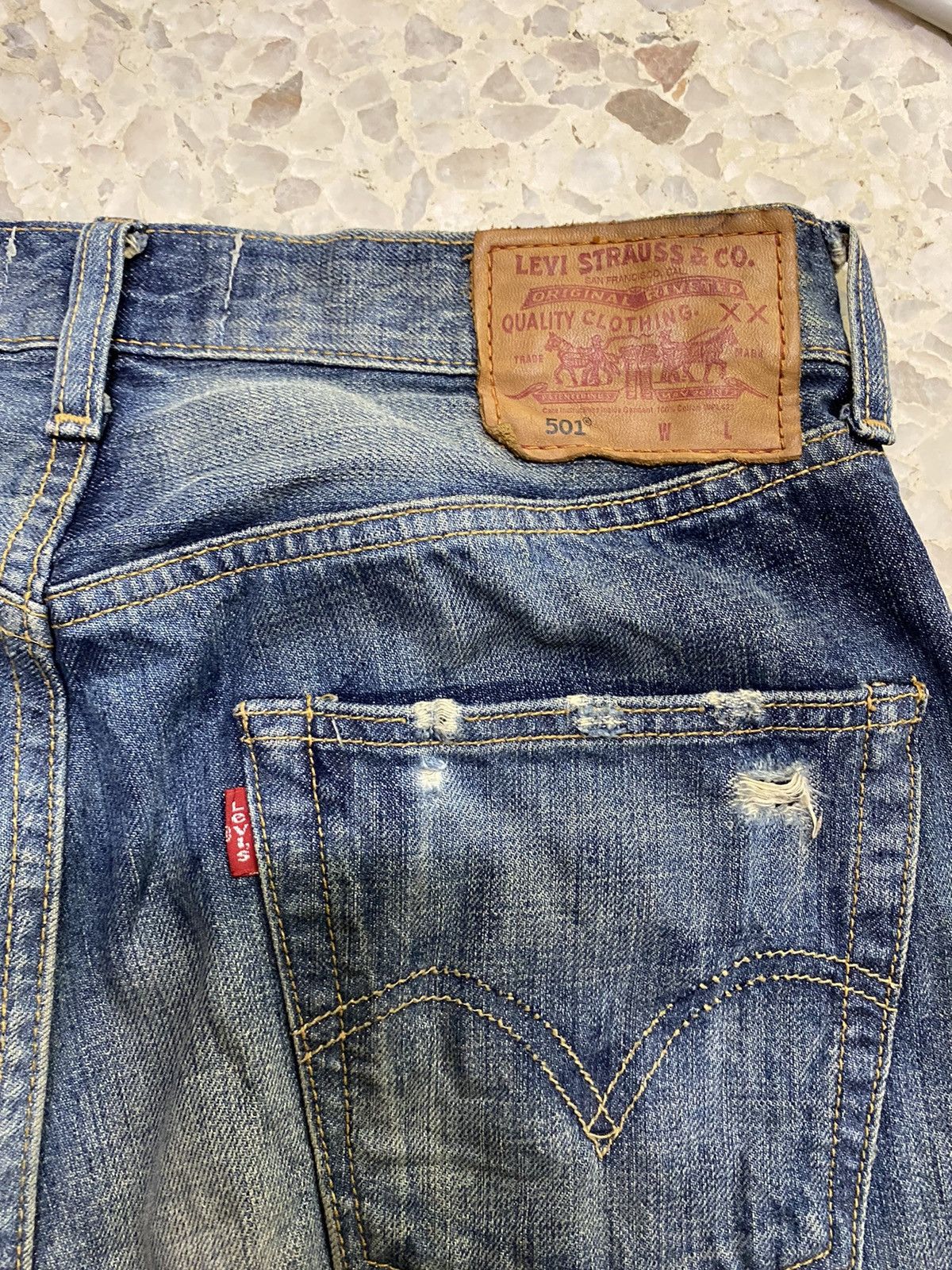 Levi's × Levi's Vintage Clothing Vintage Levi’s 501 Jeans Distressted Design Rare Size US 30 / EU 46 - 10 Thumbnail