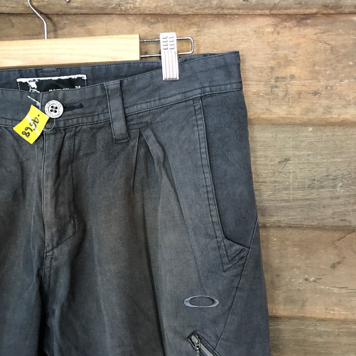 Oakley Oakley Black multi pocket faded Cargo Pants #4568DLL Size US 34 / EU 50 - 5 Thumbnail