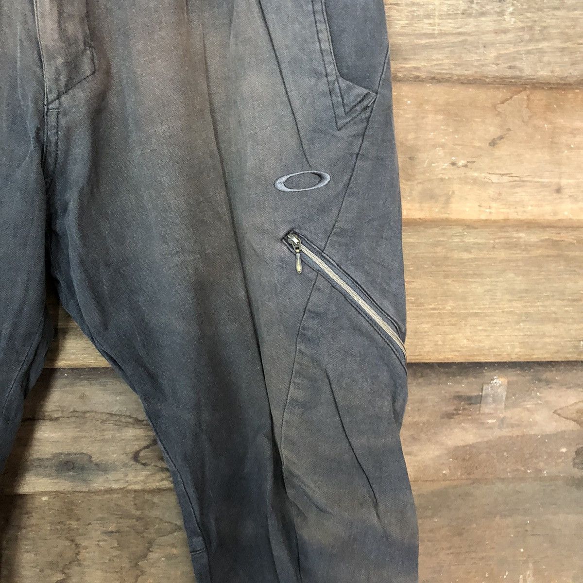 Oakley Oakley Black multi pocket faded Cargo Pants #4568DLL Size US 34 / EU 50 - 8 Thumbnail