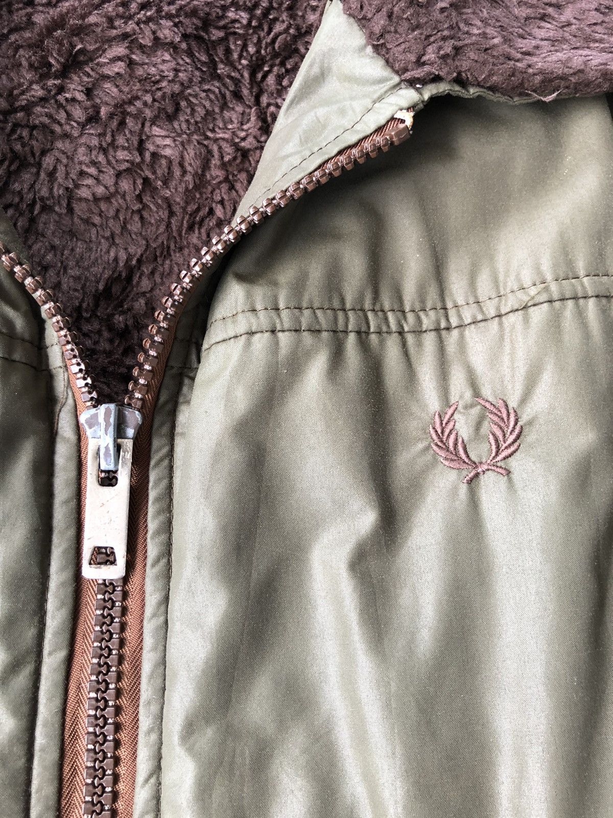 Fred Perry 1990s FP 🏴󠁧󠁢󠁥󠁮󠁧󠁿 Sportswear ™️ Logo Fur Lining Jacket Size US M / EU 48-50 / 2 - 5 Thumbnail