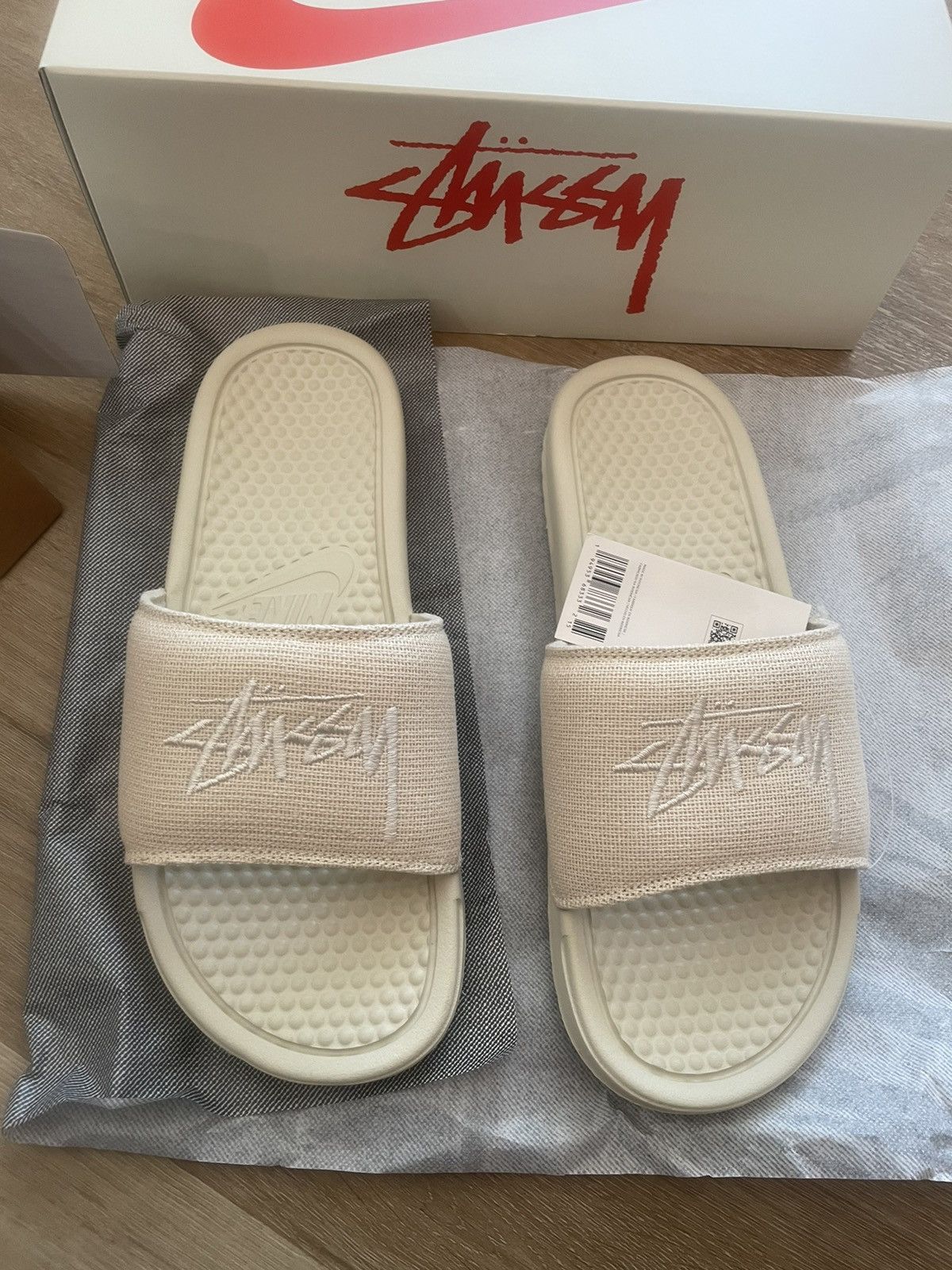 Nike STÜSSY x NIKE EMBROIDERED BENASSI SLIDE NEW Size 9 | Grailed