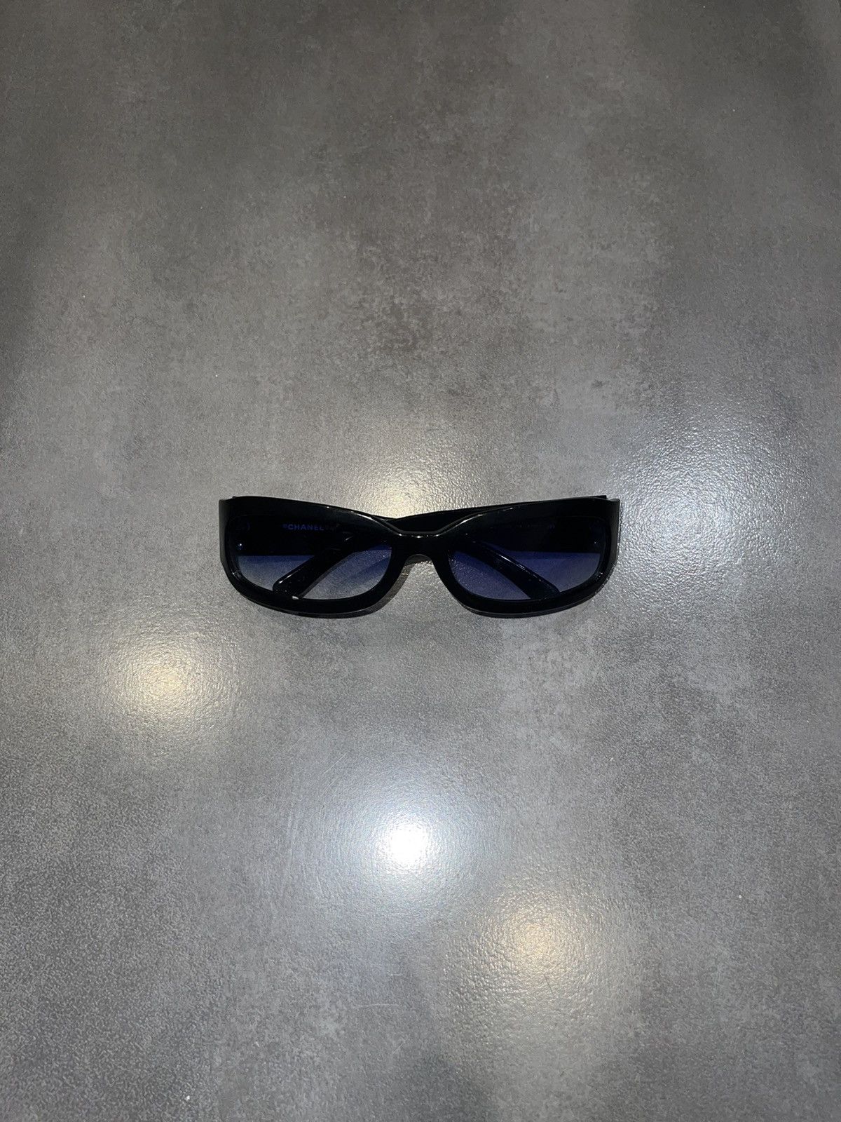 Chanel Chanel 5052 Big Chanel Logo Sunglasses Size ONE SIZE - 4 Thumbnail