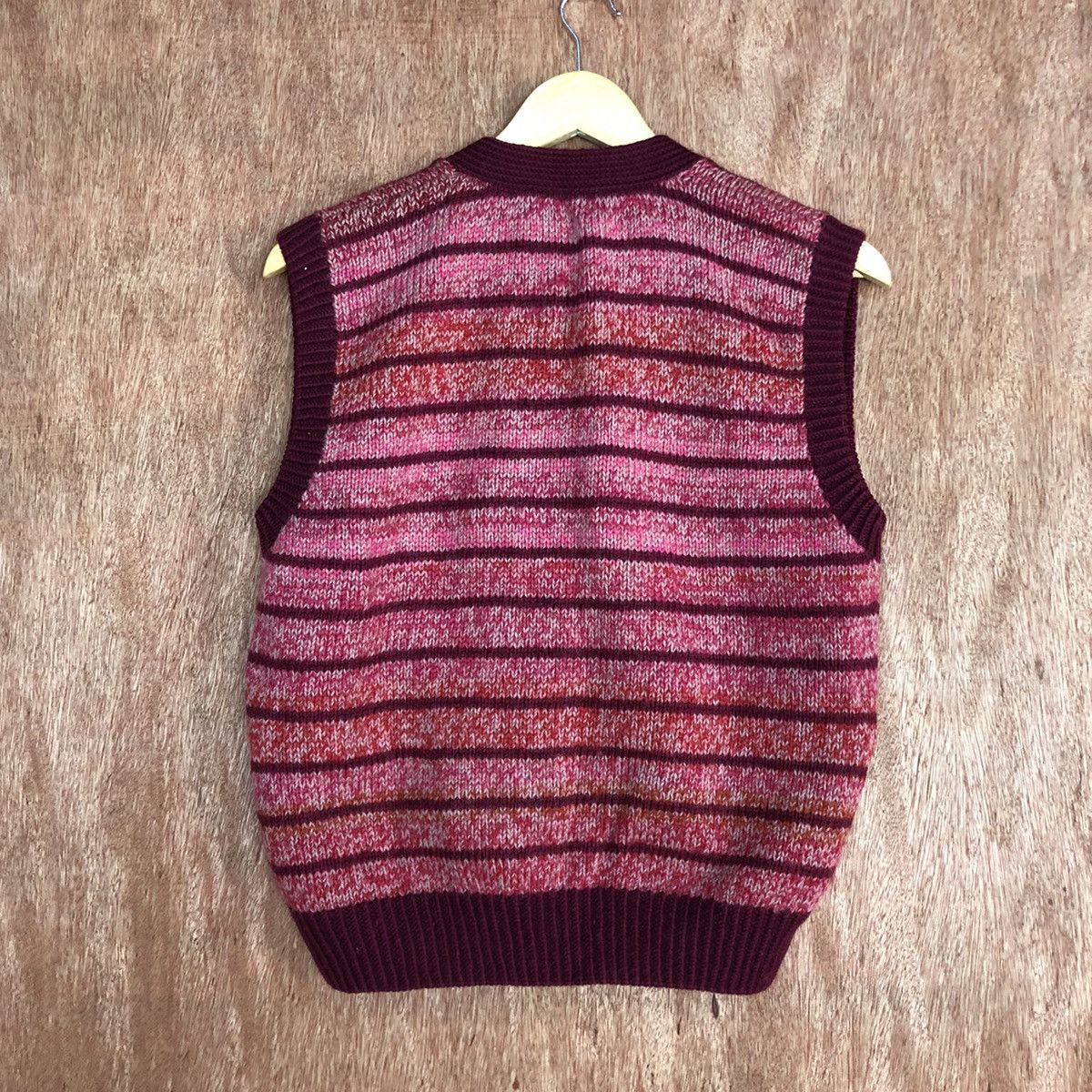 Homespun Knitwear DL Japan Brand Stripe Maroon Knit Vest #6041 Size US S / EU 44-46 / 1 - 7 Thumbnail