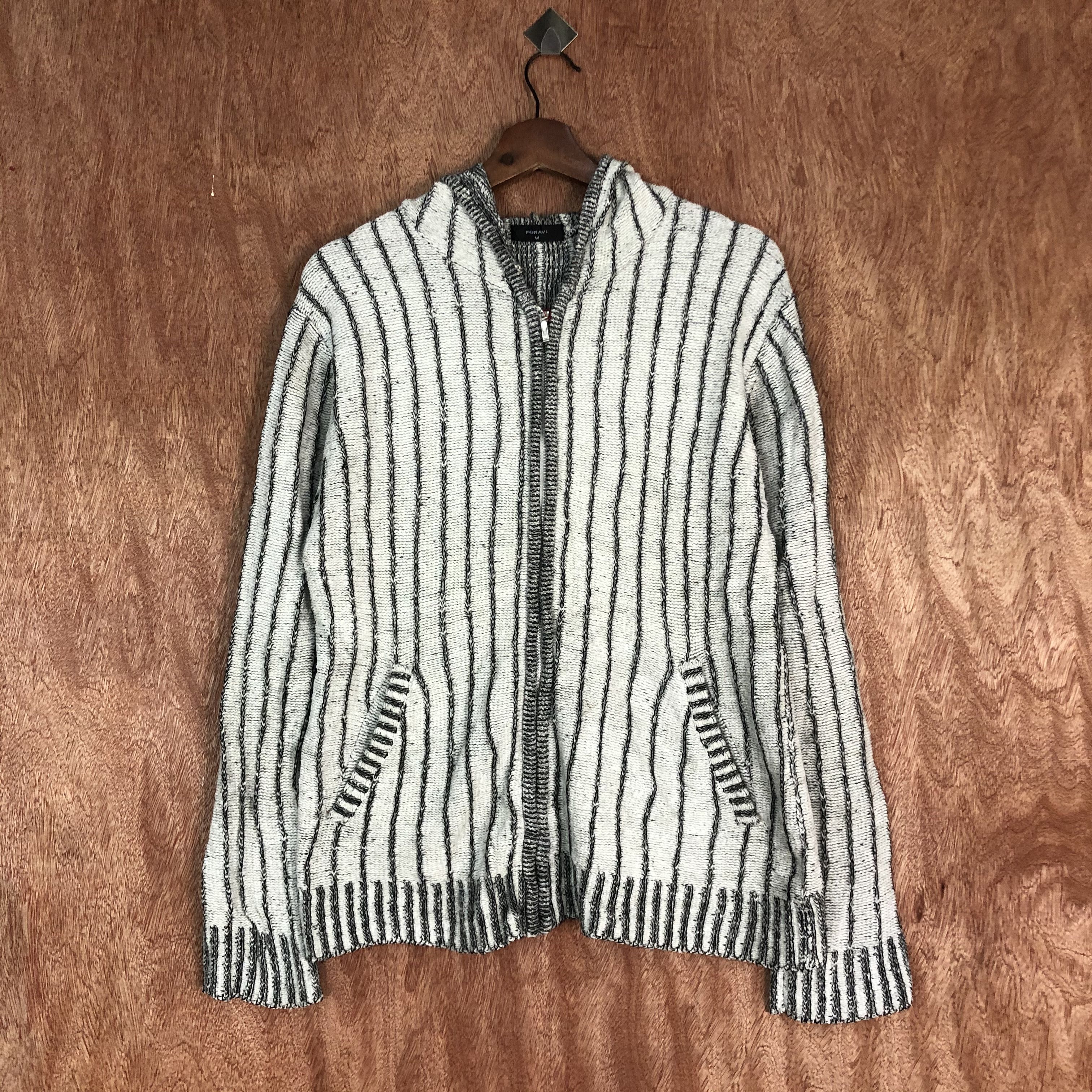 DL Foravi White Zipper hoodie Knitwear #c497