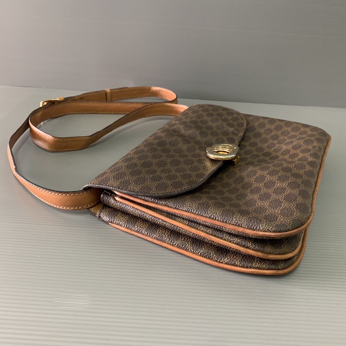 Celine Celine Paris Slingbag Size ONE SIZE - 8 Thumbnail