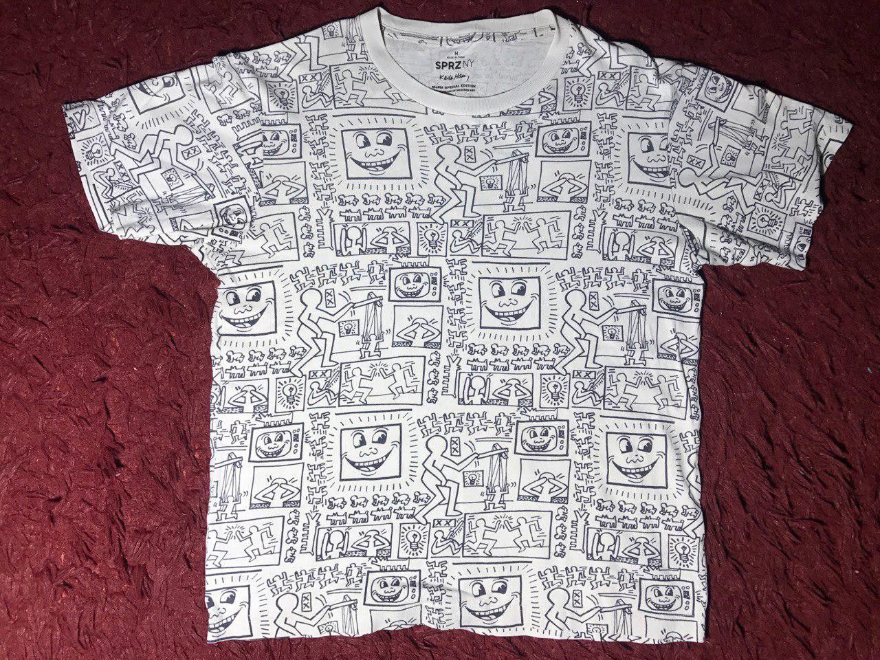 Keith Haring × MoMA Keith Haring MOMA full print Rare Design Size US M / EU 48-50 / 2 - 7 Thumbnail
