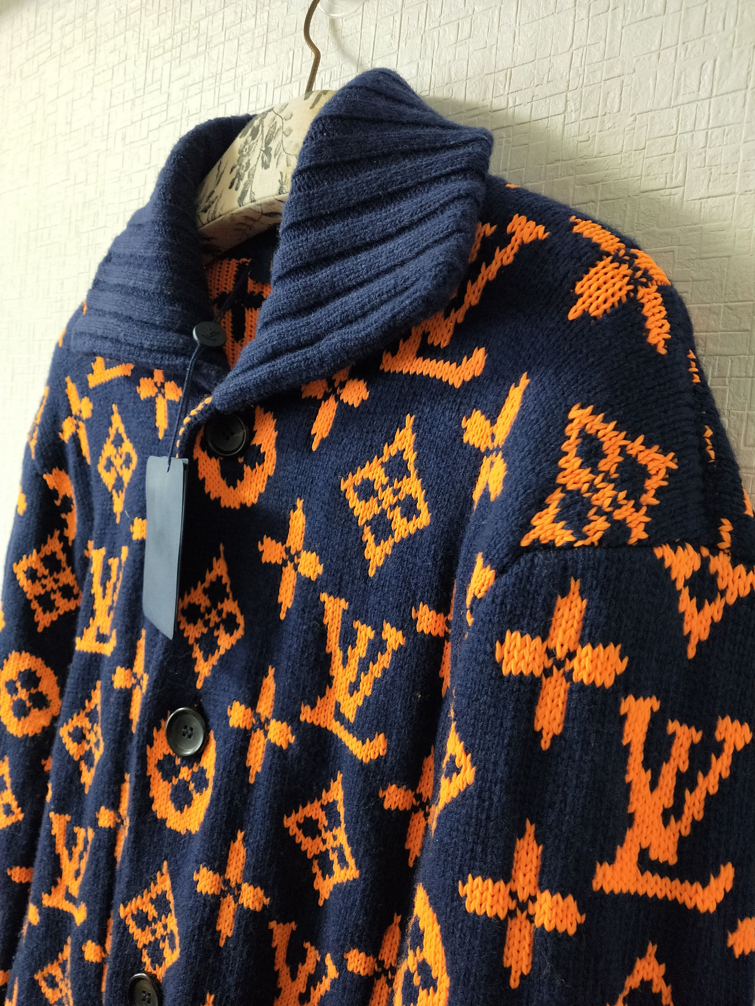 Louis Vuitton Signature Cardigan Size US XL / EU 56 / 4 - 3 Thumbnail
