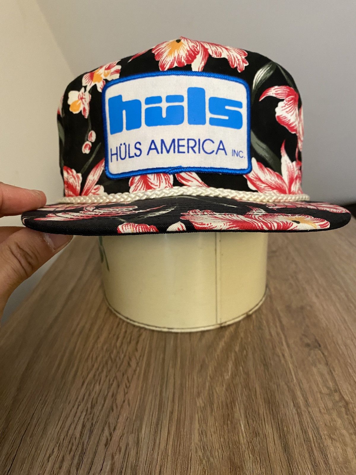 Vintage Vintage 80’s Hüls Flowers All Over Big Crown Trucker Hat Size ONE SIZE - 2 Thumbnail