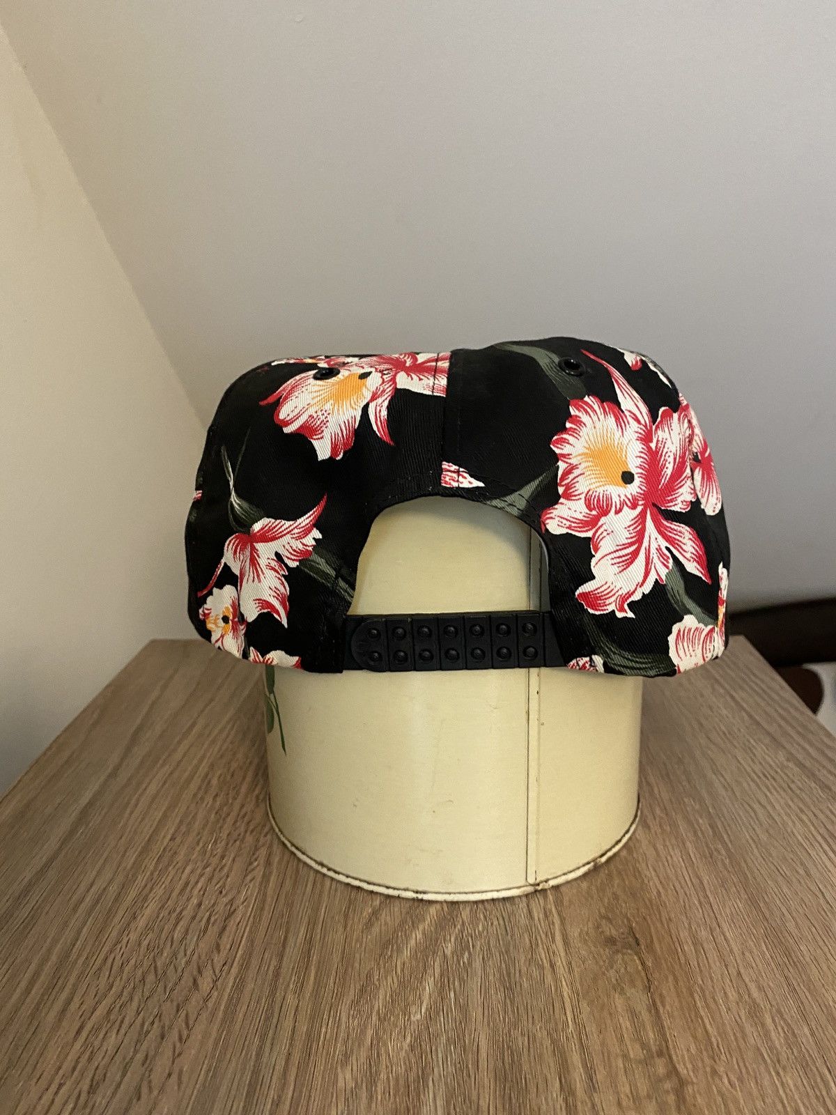 Vintage Vintage 80’s Hüls Flowers All Over Big Crown Trucker Hat Size ONE SIZE - 6 Thumbnail