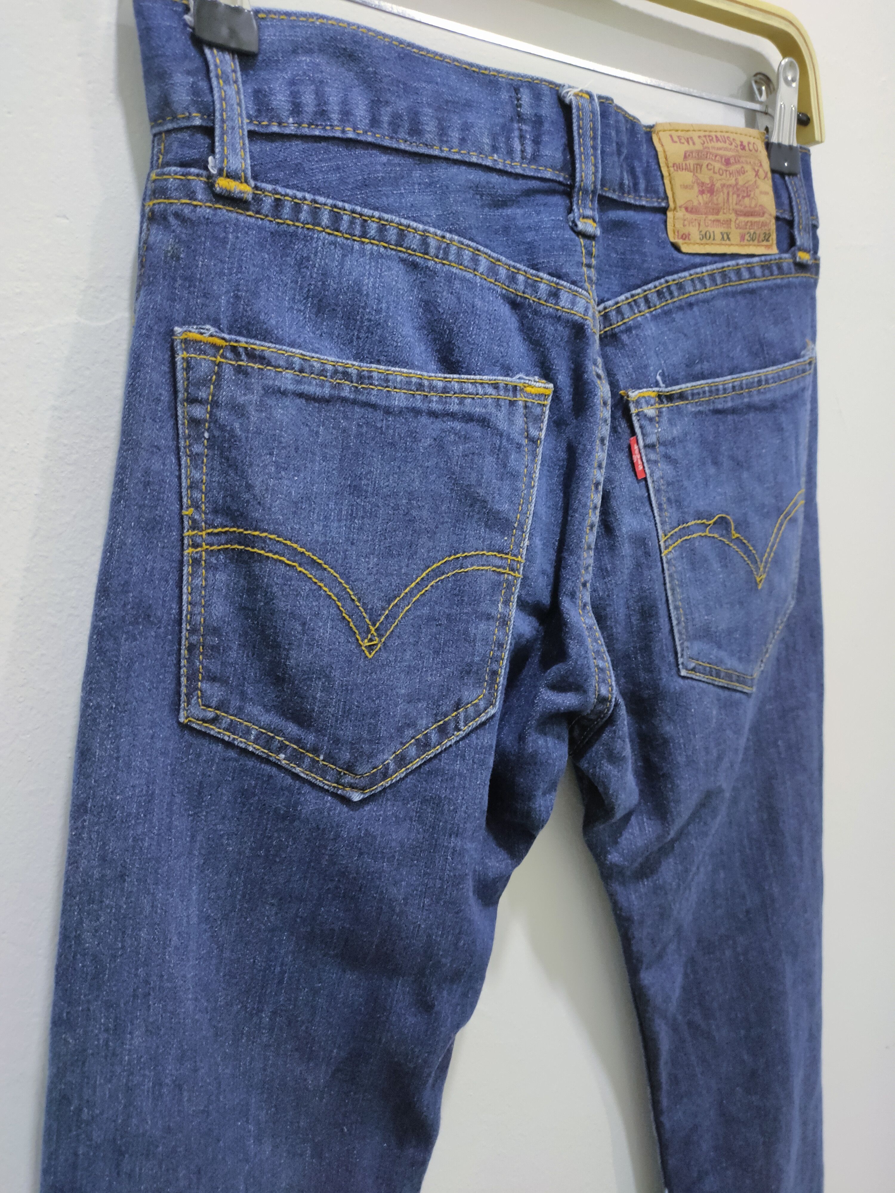 Garment Reproduction of Workers LEVI'S 501 XX Slim Fit Skinny Blue Blend Bikers Denim Jeans Size US 30 / EU 46 - 11 Thumbnail