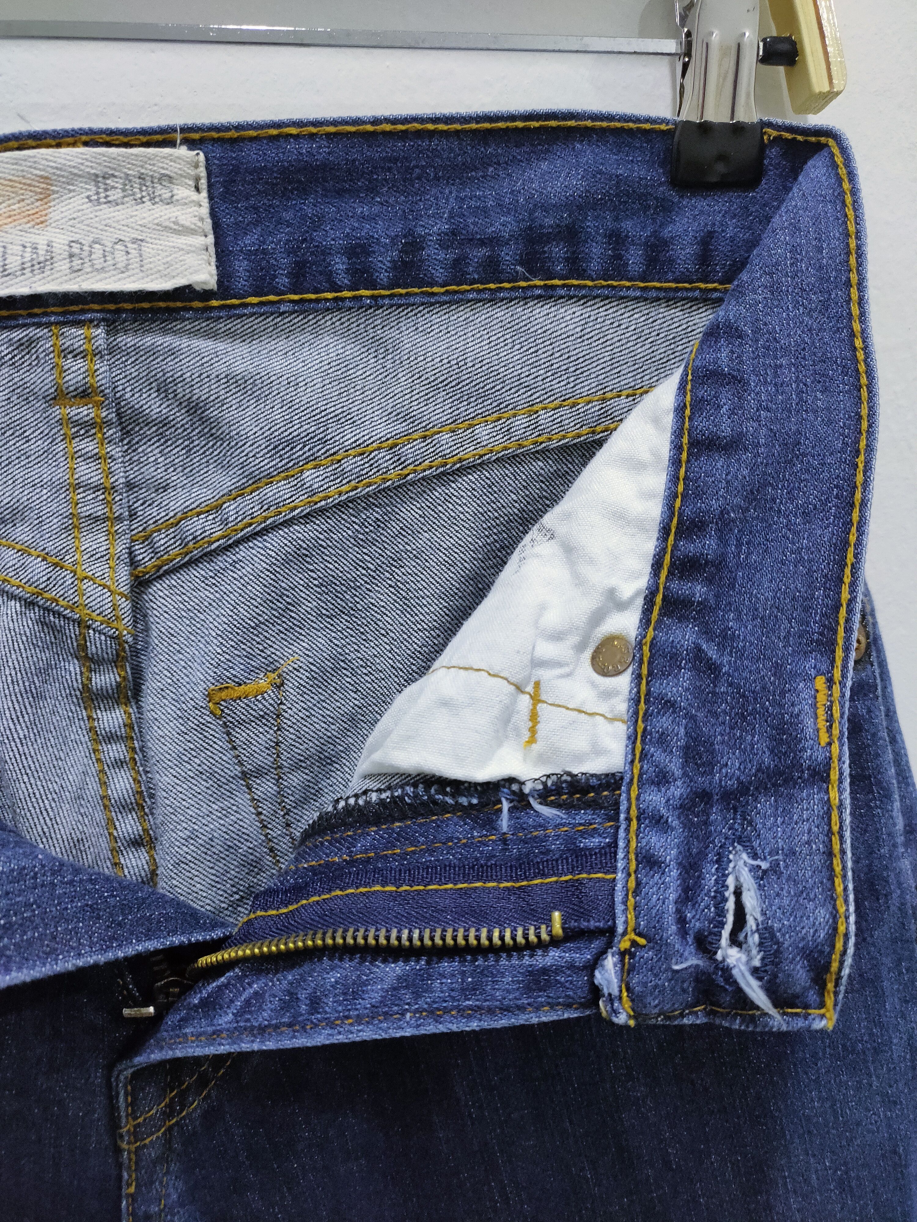 Garment Reproduction of Workers LEVI'S 501 XX Slim Fit Skinny Blue Blend Bikers Denim Jeans Size US 30 / EU 46 - 16 Thumbnail