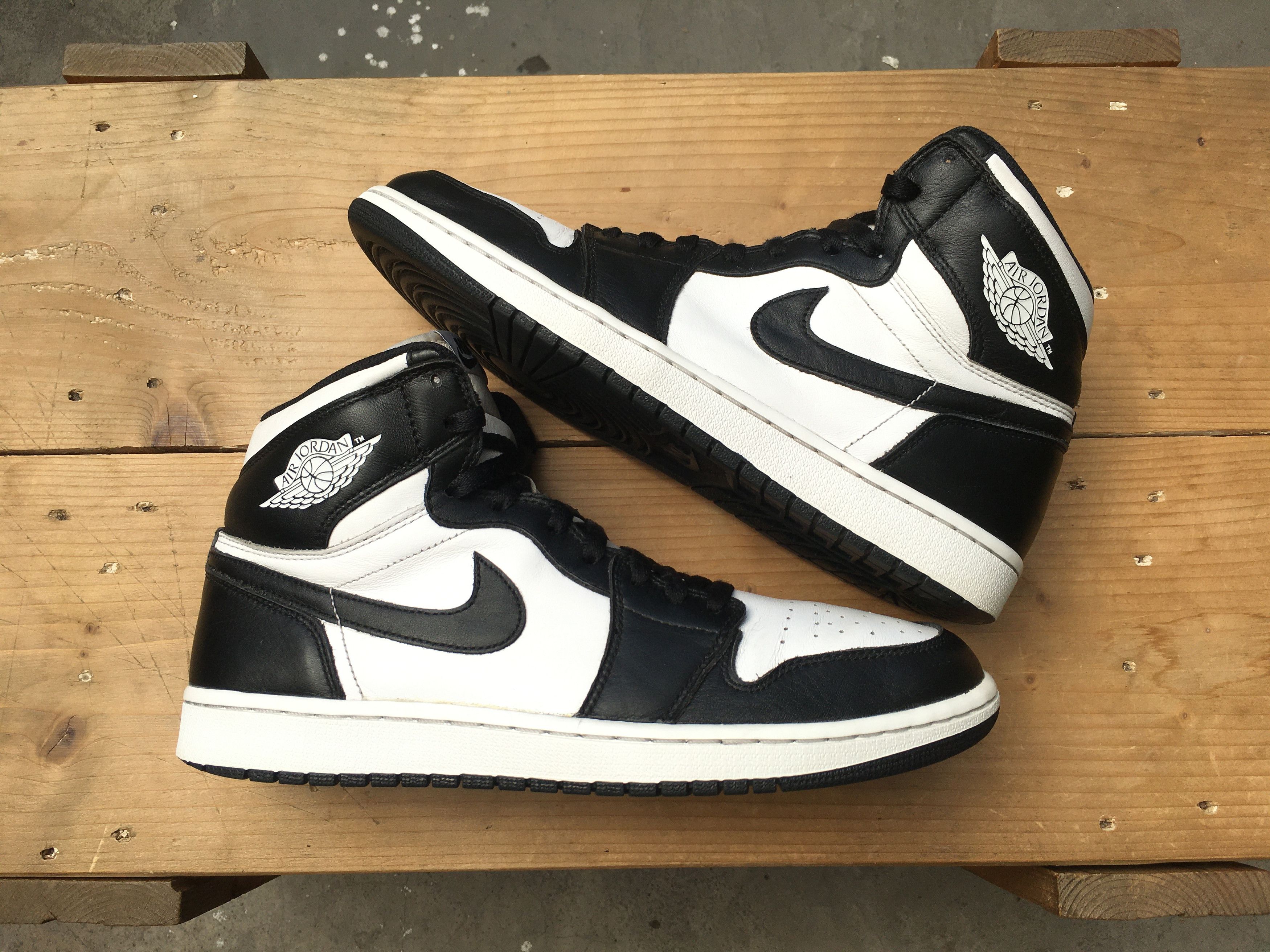 Jordan Brand × Nike 🔥 Nike Air Jordan 1 Retro High OG Black White 2014 Size US 10.5 / EU 43-44 - 22 Thumbnail