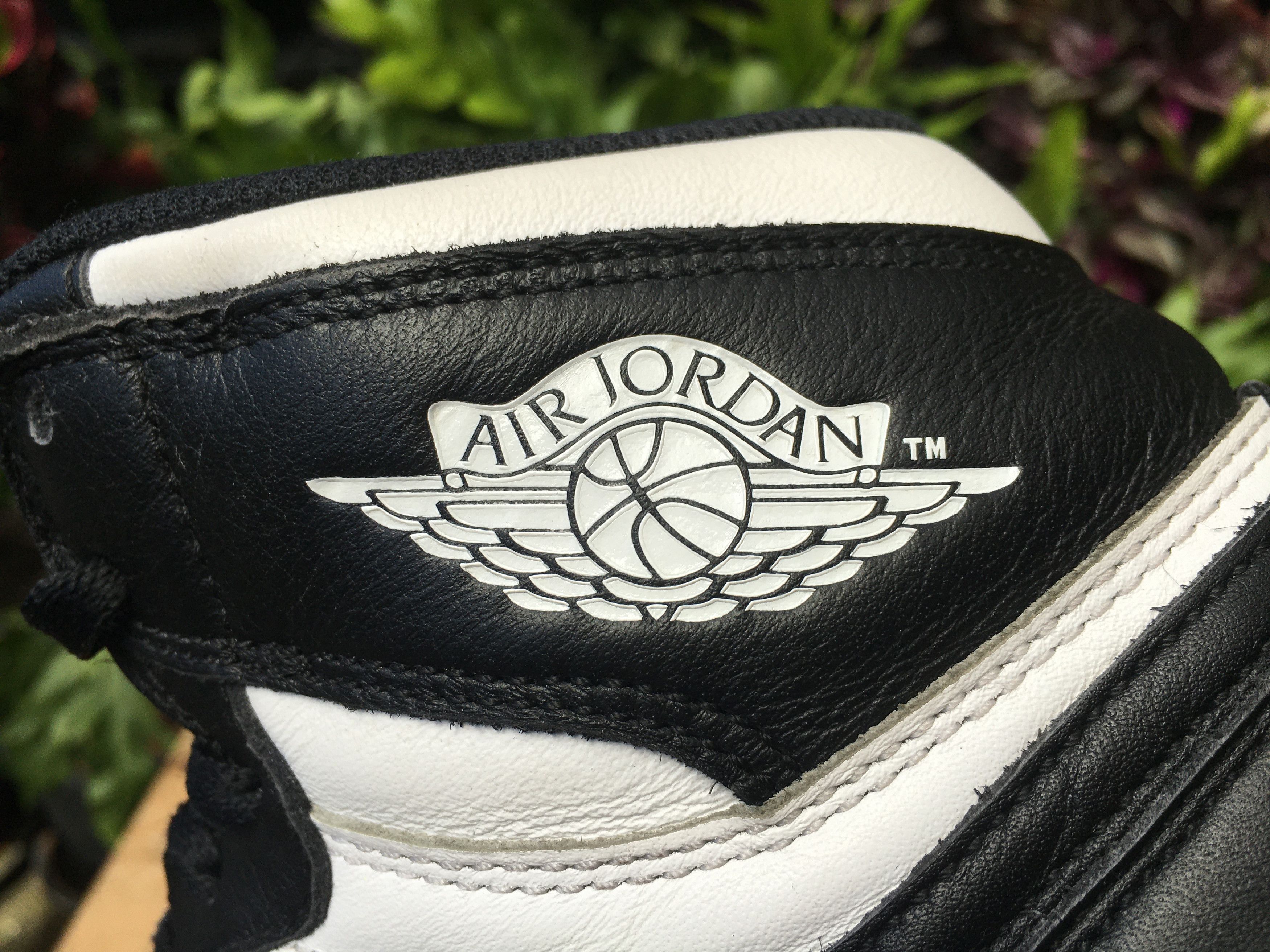 Jordan Brand × Nike 🔥 Nike Air Jordan 1 Retro High OG Black White 2014 Size US 10.5 / EU 43-44 - 19 Thumbnail