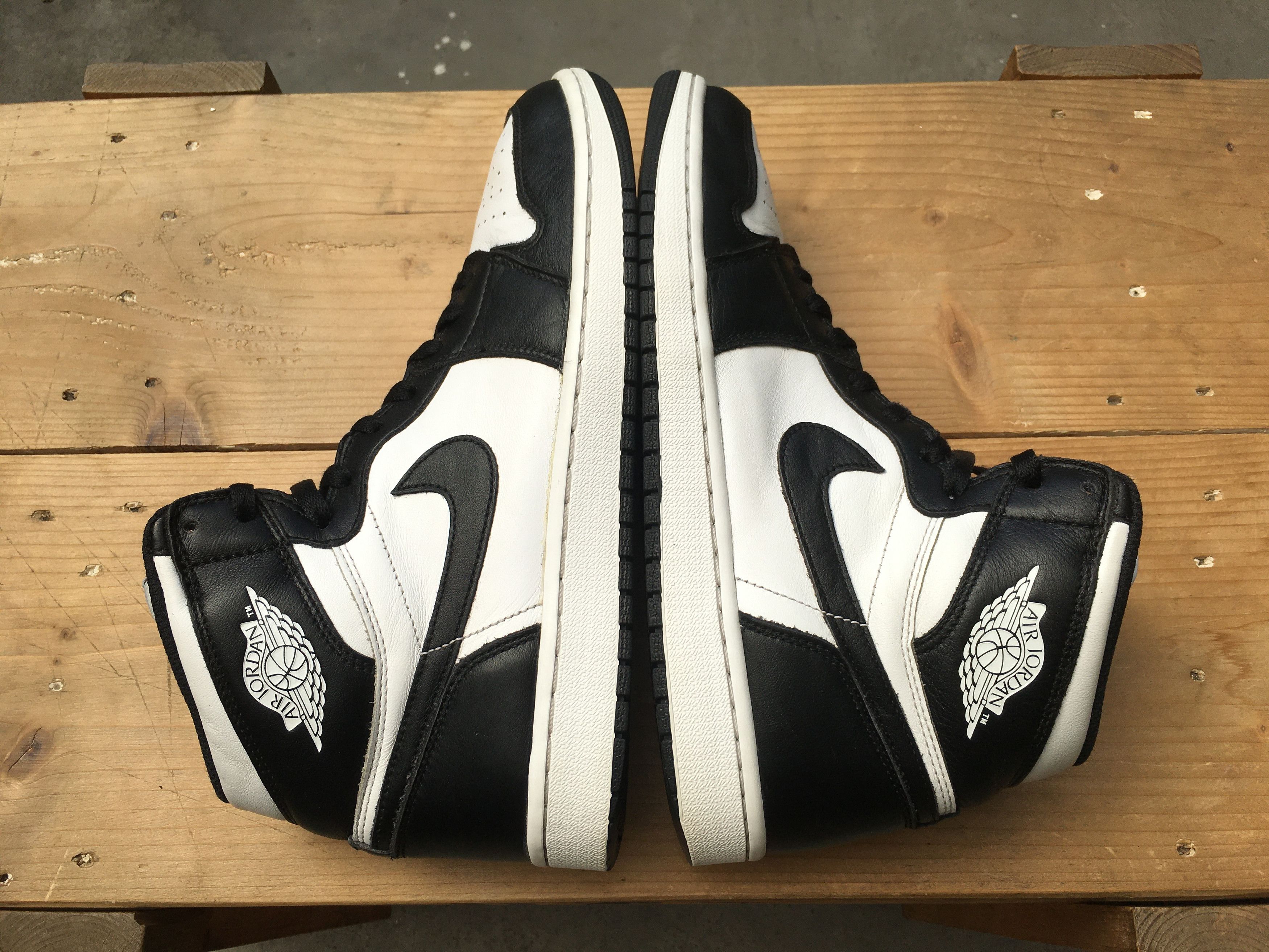 Jordan Brand × Nike 🔥 Nike Air Jordan 1 Retro High OG Black White 2014 Size US 10.5 / EU 43-44 - 23 Thumbnail