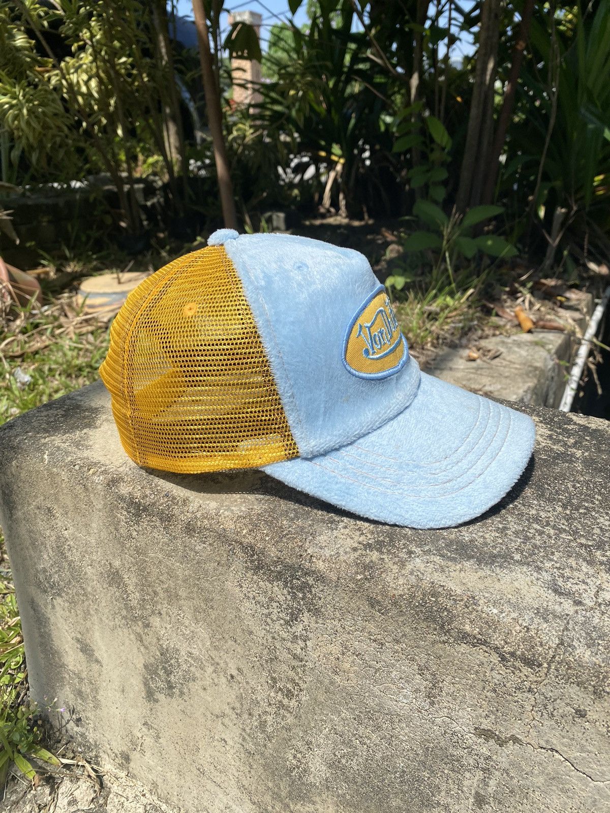 Von Dutch RARE🔥 Vintage Von Dutch Velvet Trucker Snapback Hat Size ONE SIZE - 2 Thumbnail