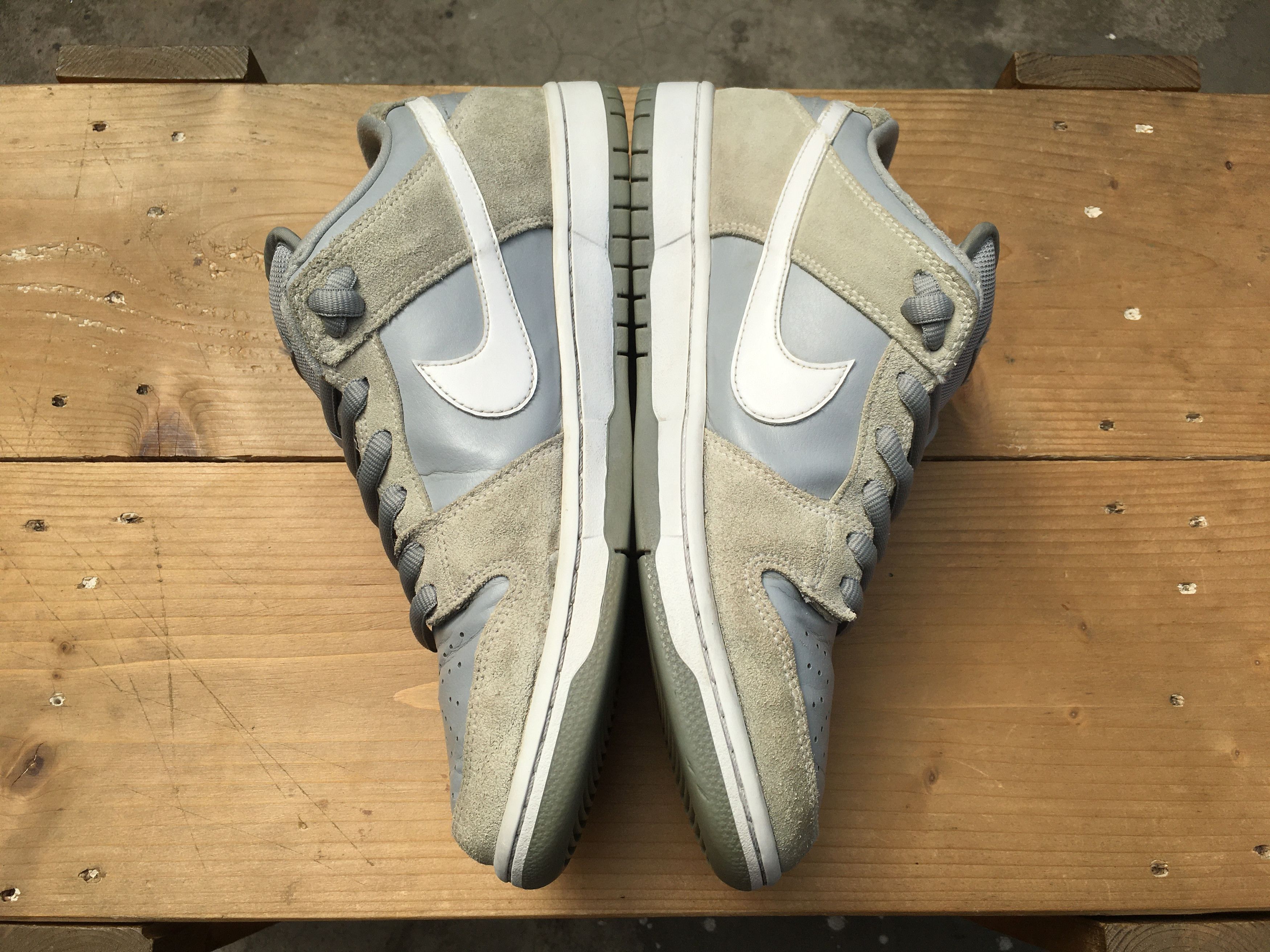 Nike 🔥 Rare Nike Sb Dunk Low Pro Summit White Wolf Grey Size US 10.5 / EU 43-44 - 17 Thumbnail