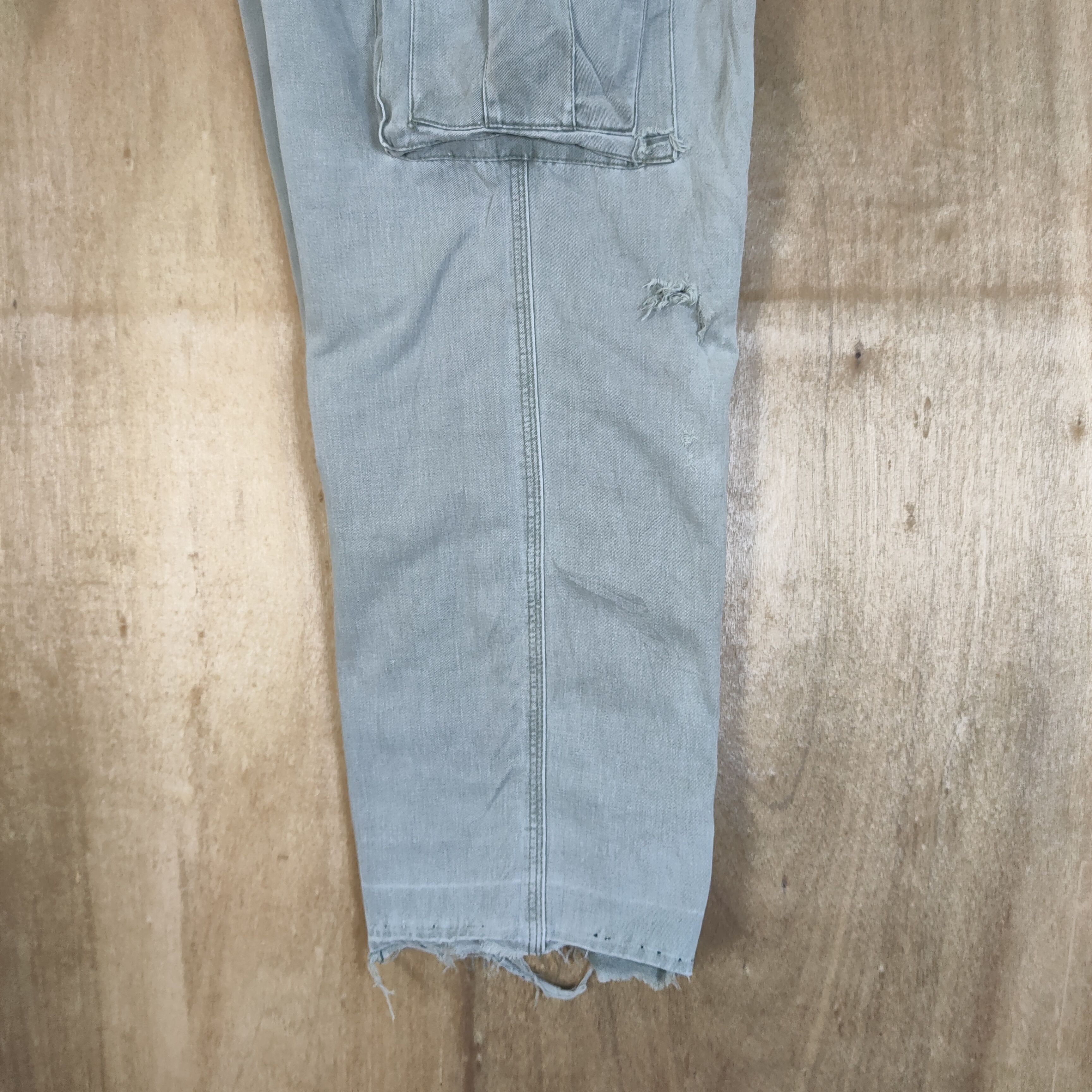 Japanese Brand GRANCISCO FADED DISTRESSED CARGO PANTS Size US 30 / EU 46 - 14 Thumbnail