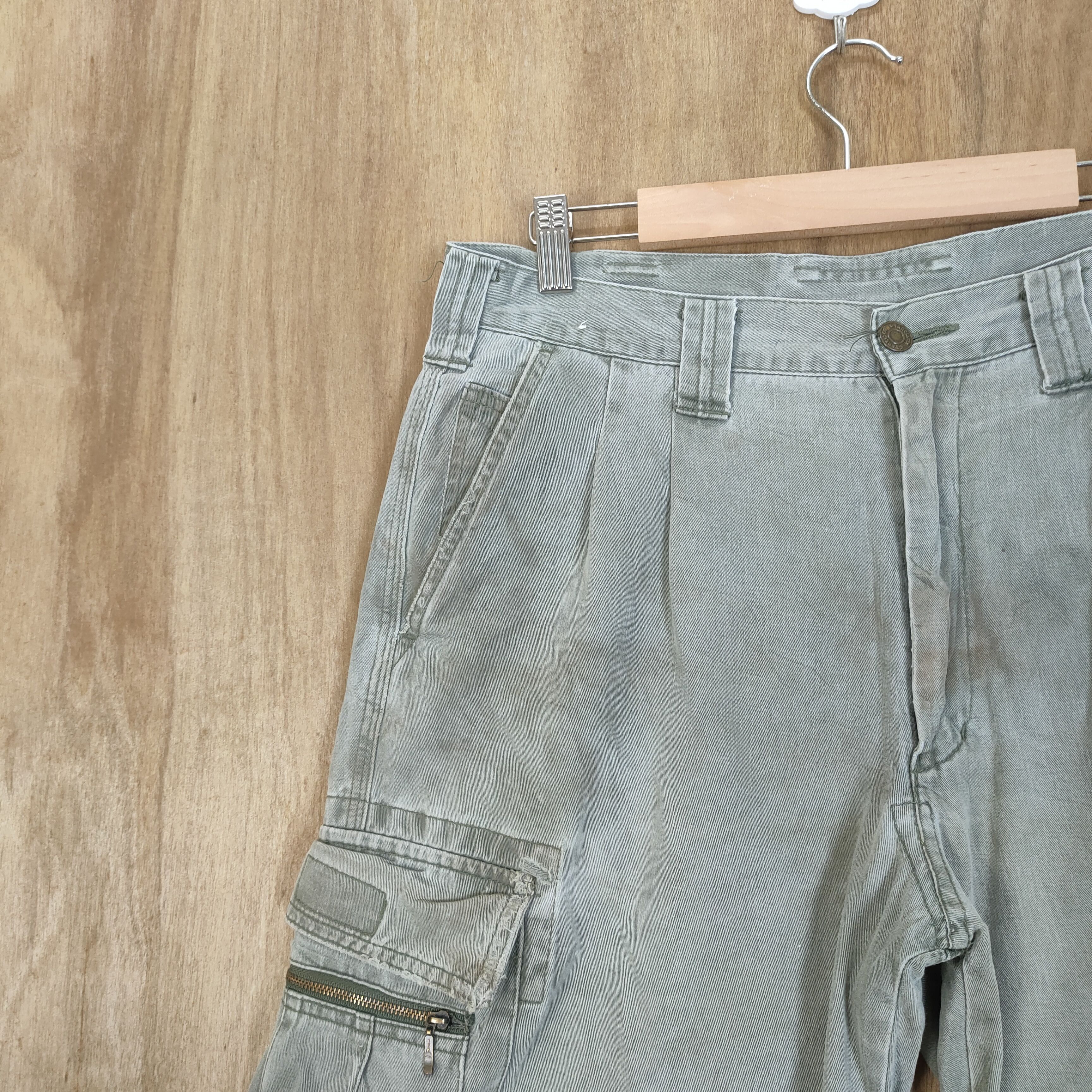Japanese Brand GRANCISCO FADED DISTRESSED CARGO PANTS Size US 30 / EU 46 - 5 Thumbnail