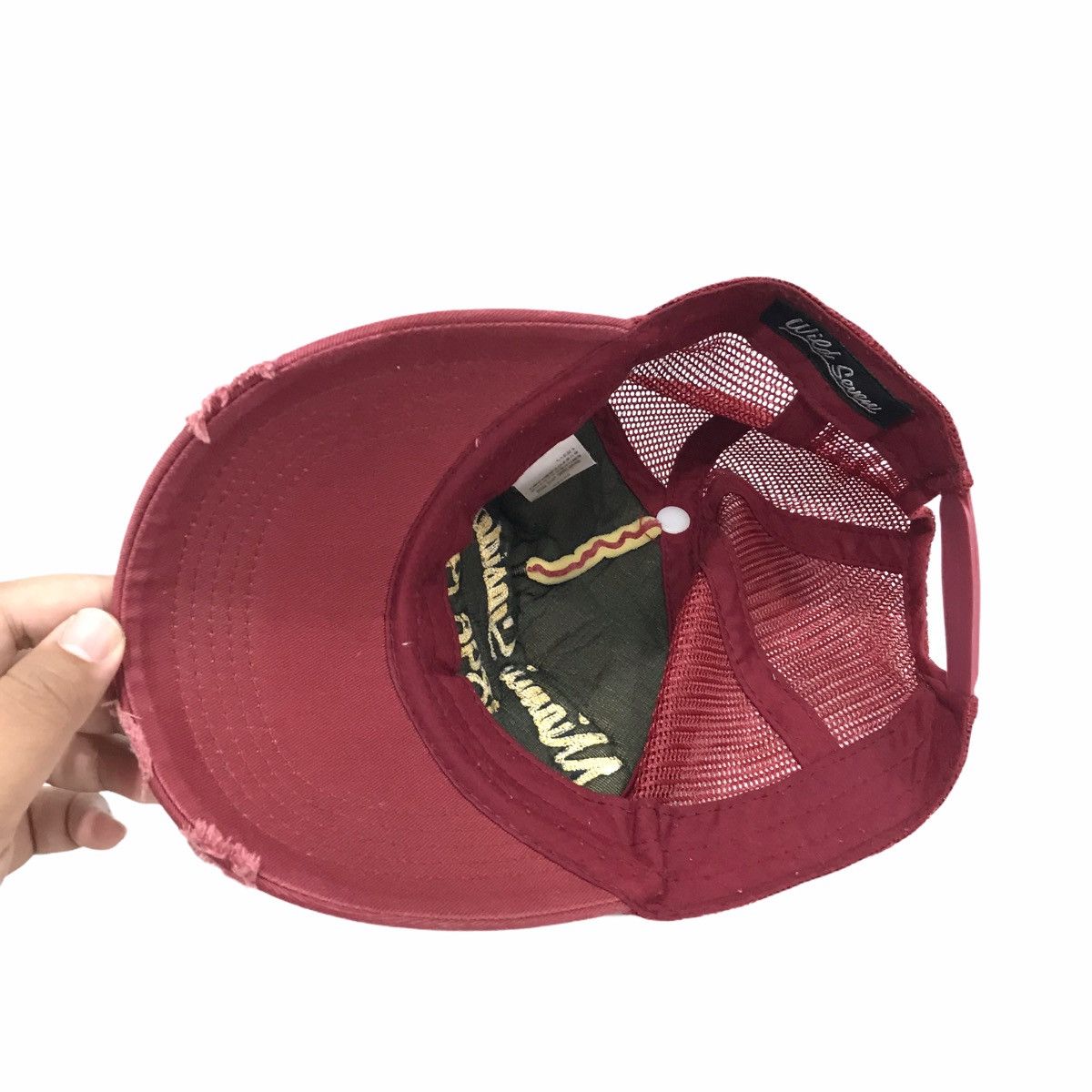 Designer Miami Seaside Wind 1896-1889 Distressed Trucker Hats Caps Size ONE SIZE - 6 Thumbnail
