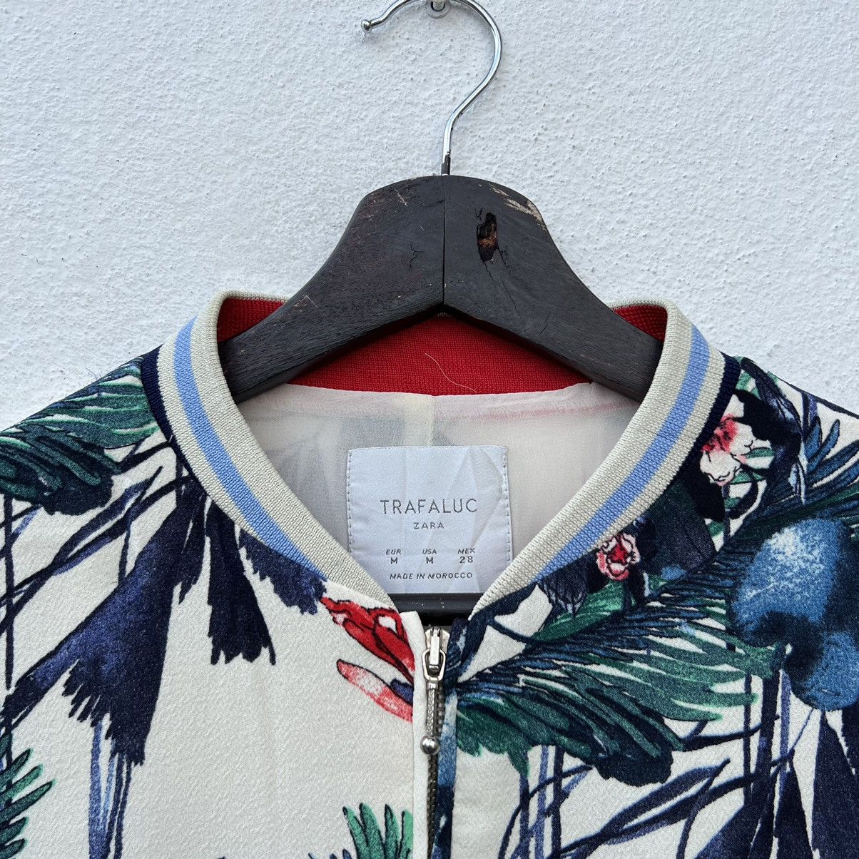 Japanese Brand RARE TRAFALUC ZARA OVERPRINT FLORAL BOMBER LIGHT JACKET Size US M / EU 48-50 / 2 - 6 Thumbnail