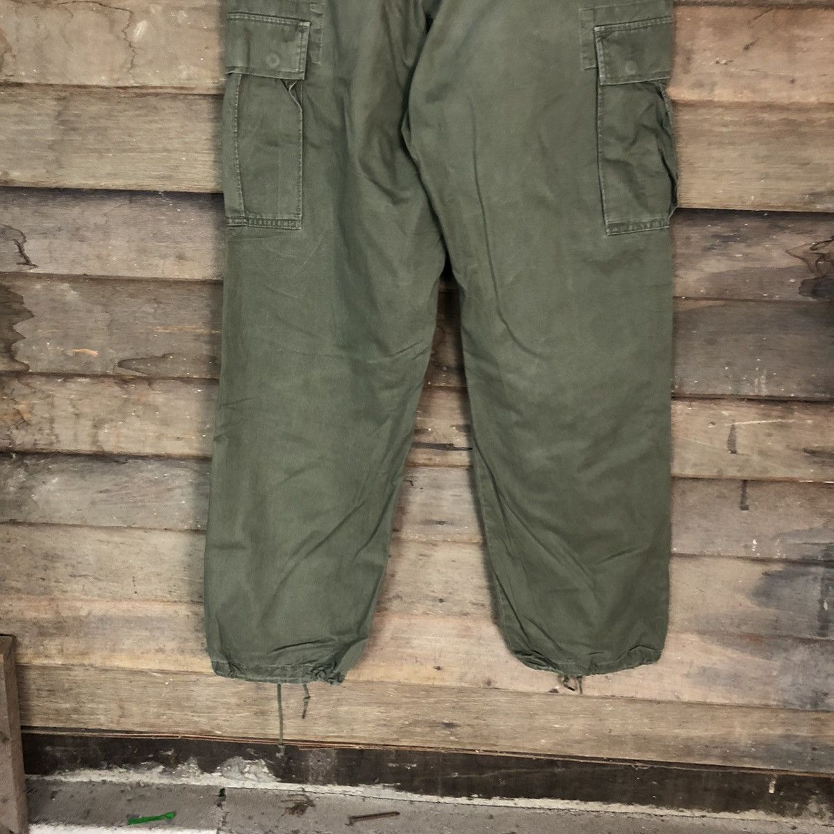 Japanese Brand DL Uniqlo Green Cargo faded Multipocket Pants #1943 Size US 32 / EU 48 - 13 Thumbnail