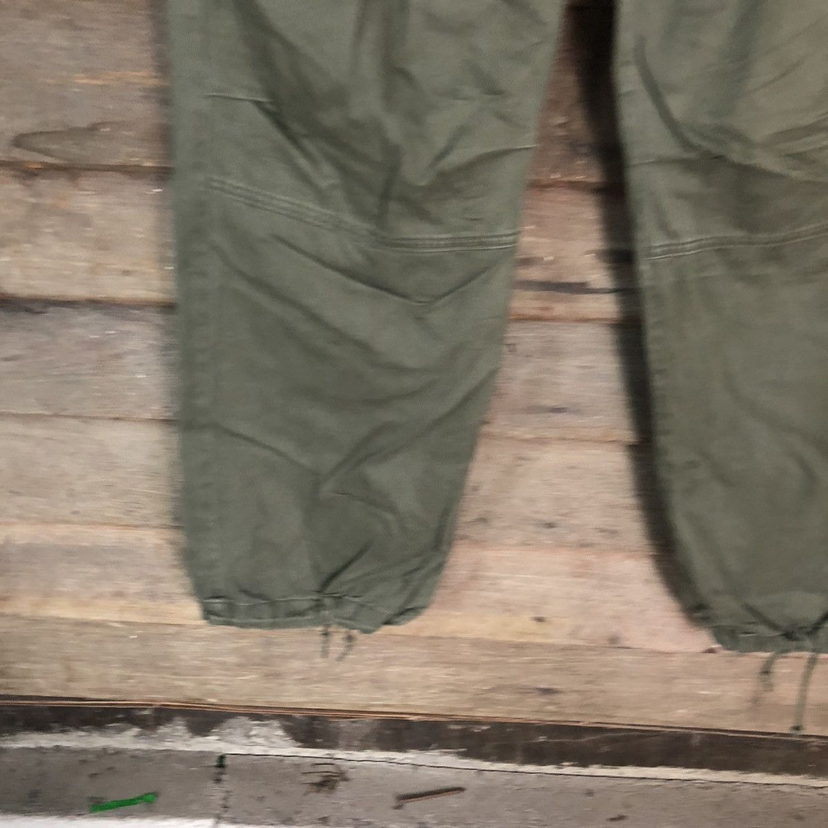 Japanese Brand DL Uniqlo Green Cargo faded Multipocket Pants #1943 Size US 32 / EU 48 - 8 Thumbnail
