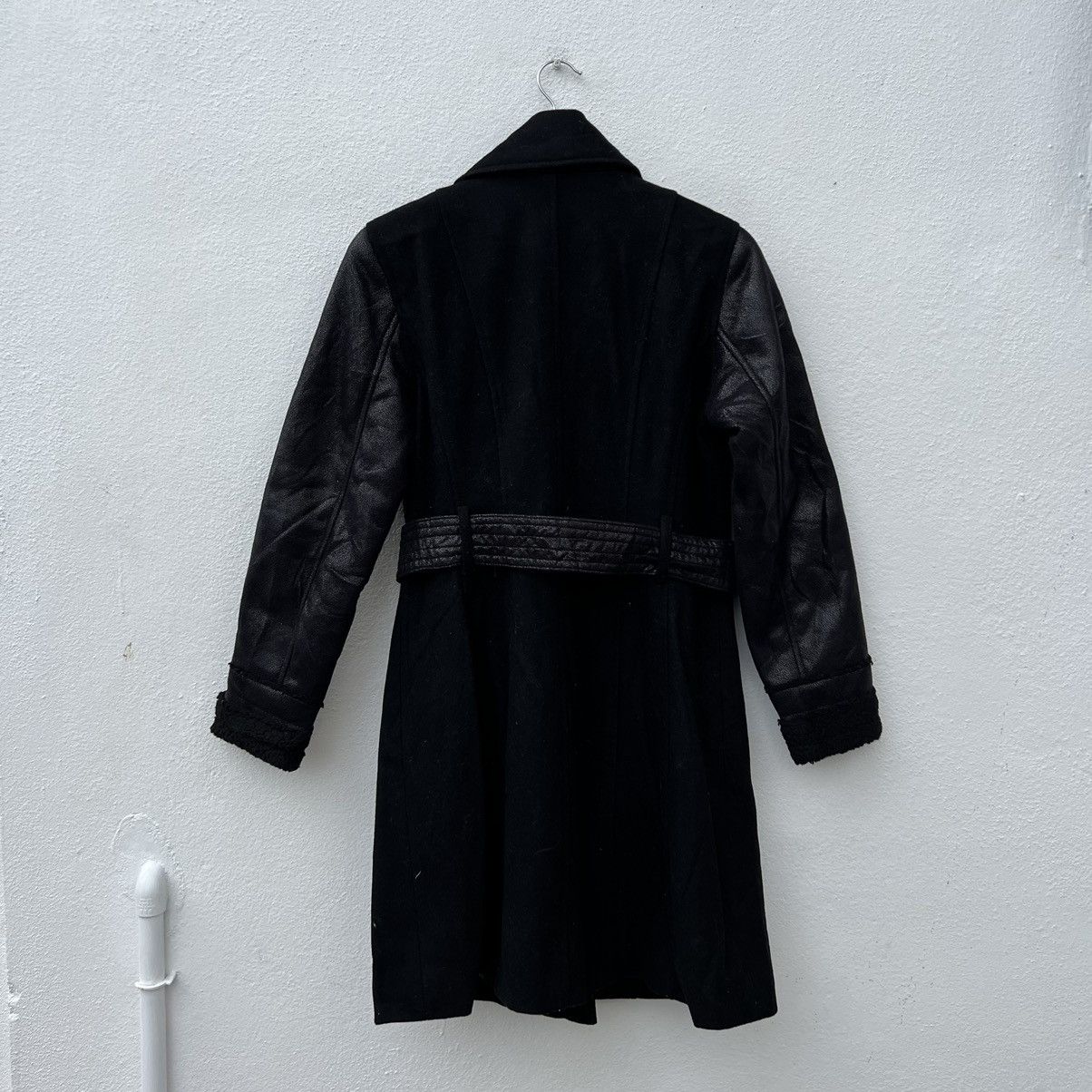 Guess ULTIMATE BLACK GUESS LONG PARACHUTE BIKER RUMWAY JACKET Size US S / EU 44-46 / 1 - 8 Thumbnail