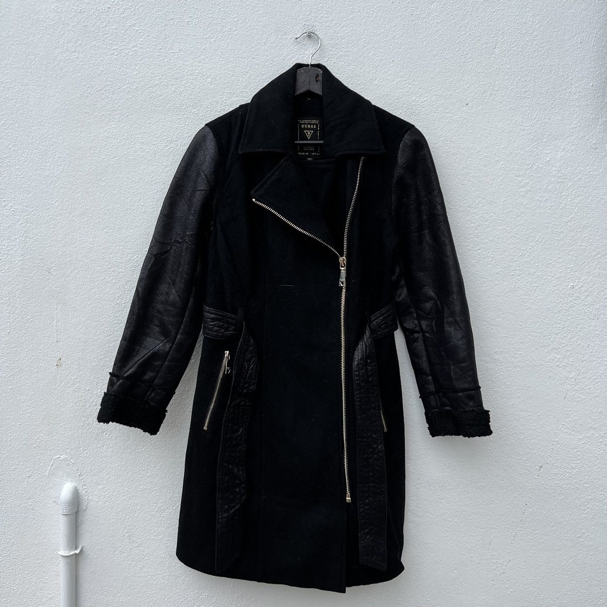Guess ULTIMATE BLACK GUESS LONG PARACHUTE BIKER RUMWAY JACKET Size US S / EU 44-46 / 1 - 10 Thumbnail