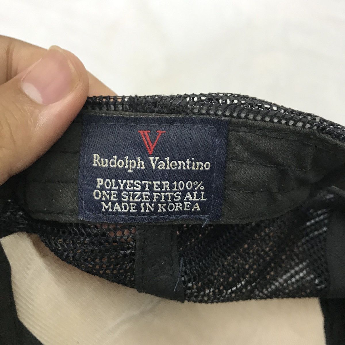 Designer Rudolph Valentino Hip Hop Style Trucker Hats Caps Size ONE SIZE - 7 Thumbnail