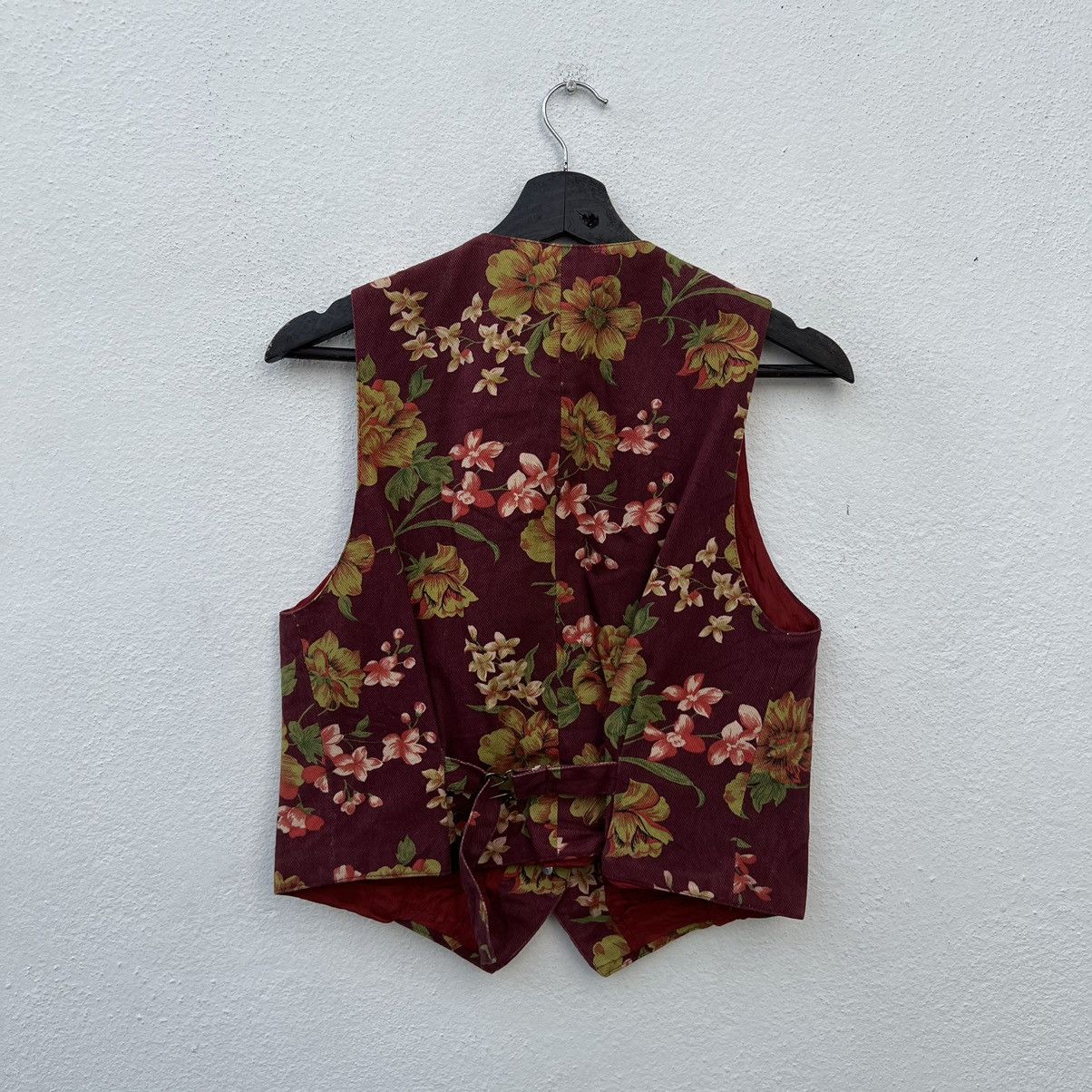 Japanese Brand VINTAGE OVERPRINT FLORAL FLOWER UTILITY VEST Size US M / EU 48-50 / 2 - 6 Thumbnail