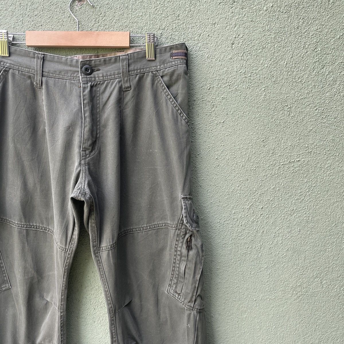 Japanese Brand Vintage AVAIL Utility Tactical Big Pocket Cargo Pants Size US 33 - 2 Thumbnail