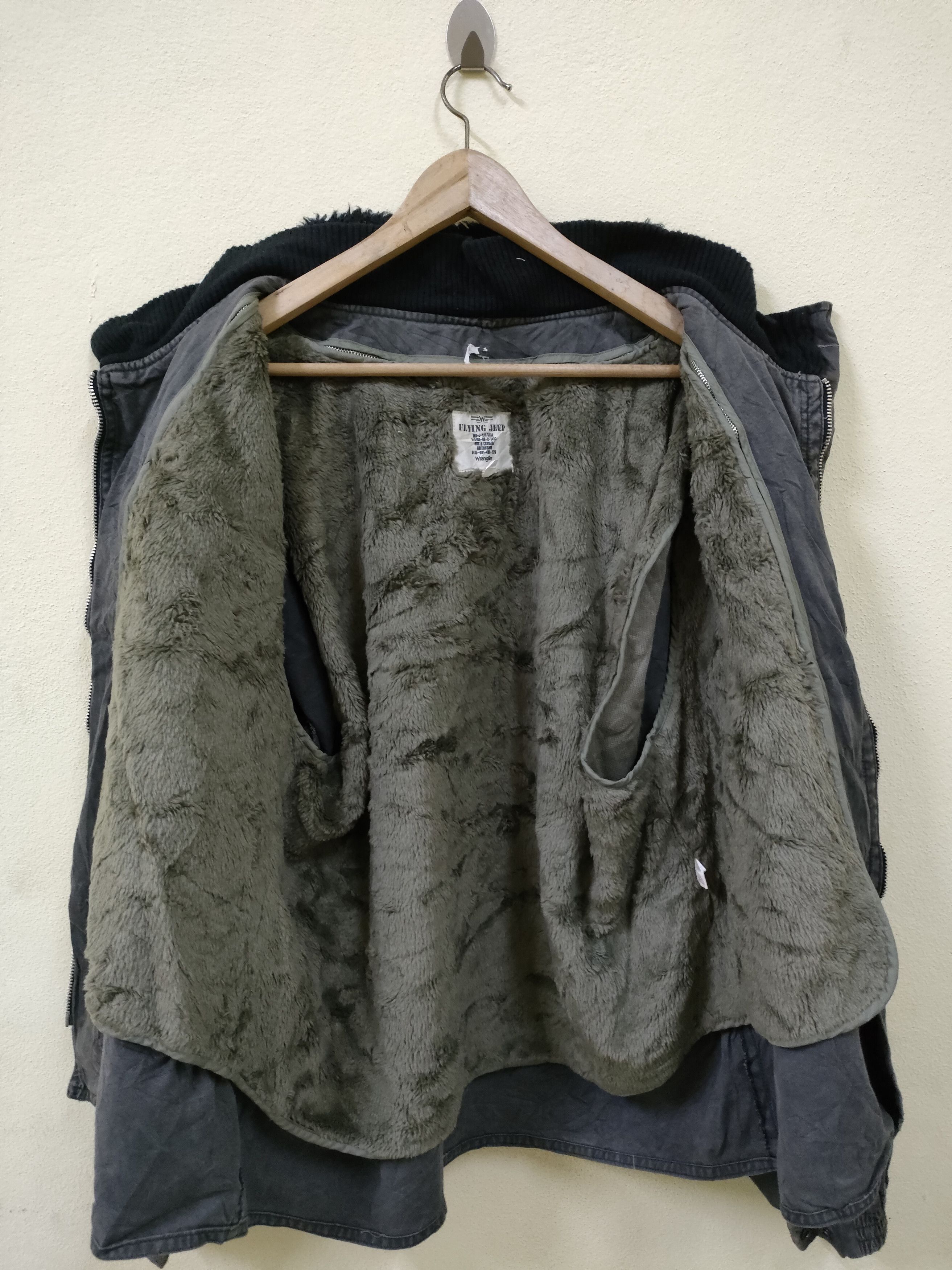 Vintage × Wrangler Vintage Flying Jeep Utility Jacket Size US L / EU 52-54 / 3 - 4 Thumbnail