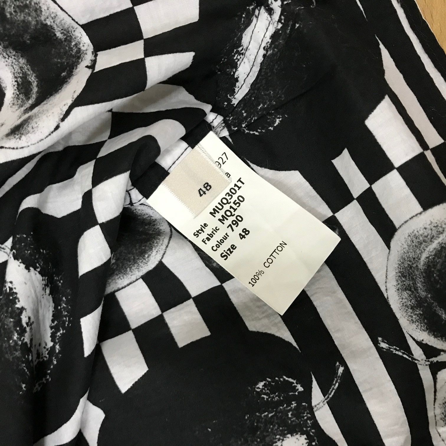 Marc Jacobs MARC JACOBS Apple Core Short Sleeve Shirt Size US M / EU 48-50 / 2 - 4 Thumbnail
