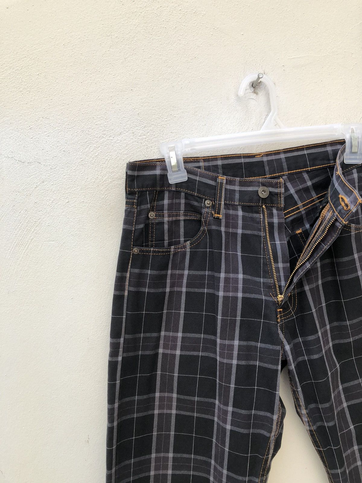 Levi's Vintage 2003 Levi’s 503 Made in Japan Checkered Pant Size US 30 / EU 46 - 8 Thumbnail