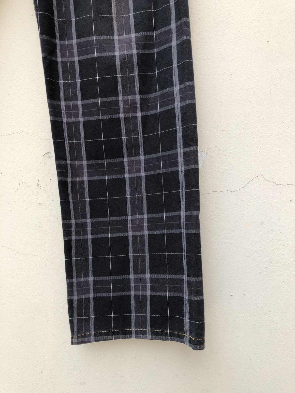 Levi's Vintage 2003 Levi’s 503 Made in Japan Checkered Pant Size US 30 / EU 46 - 13 Thumbnail