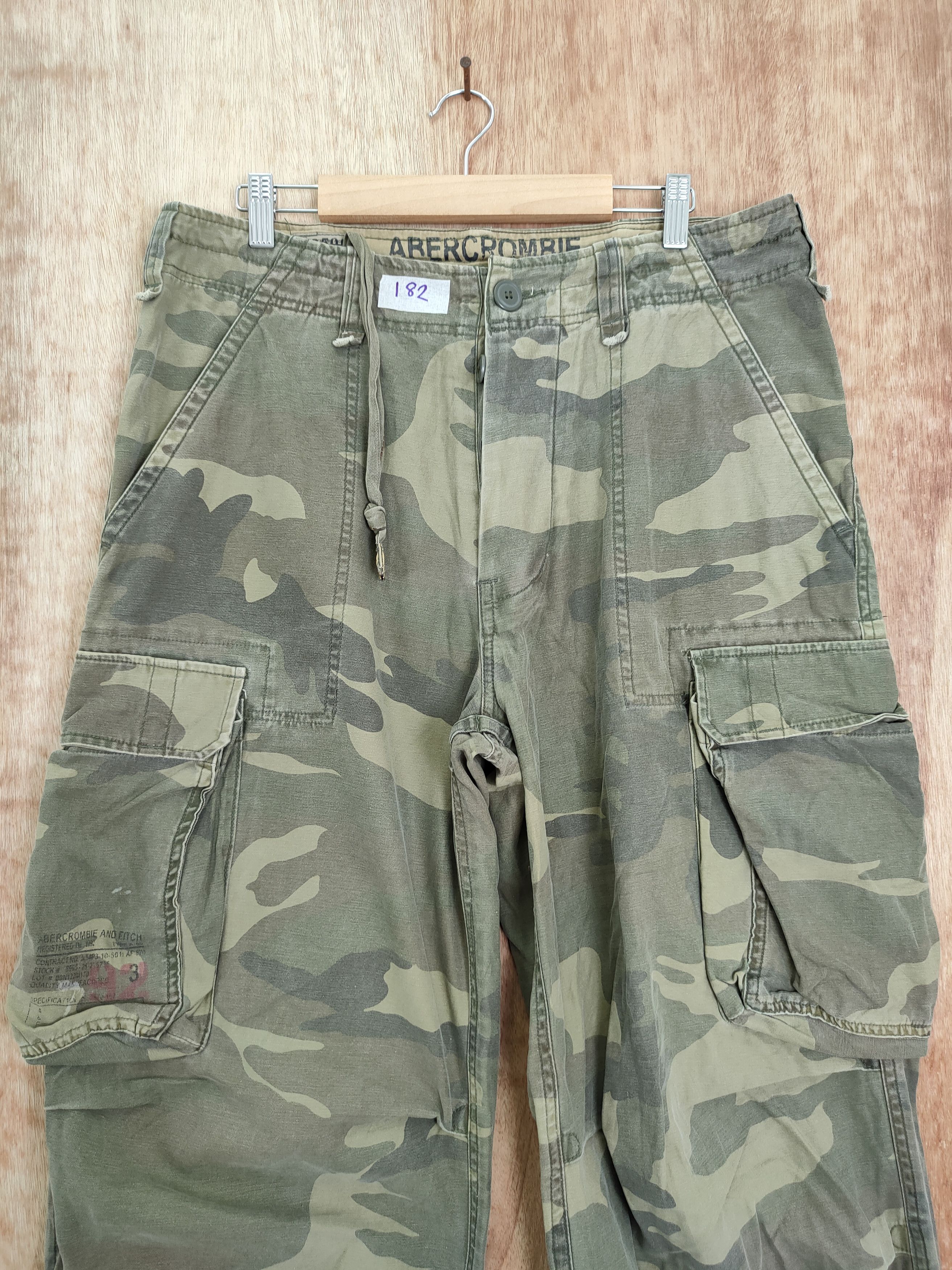Abercrombie & Fitch DLL Abercrombie camo military multipocket cargo pants #182 Size US 31 - 3 Thumbnail