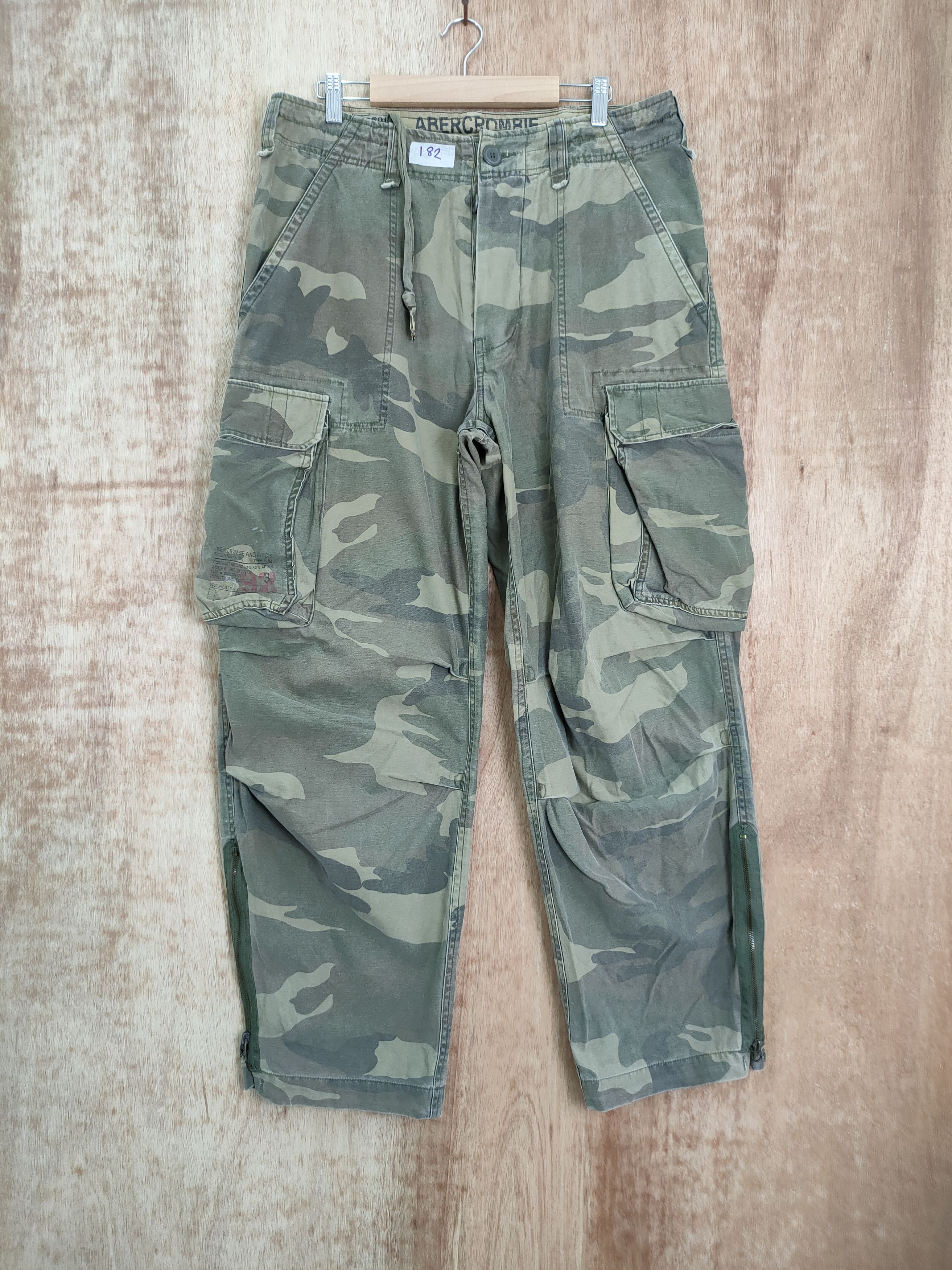 DLL Abercrombie camo military multipocket cargo pants #182