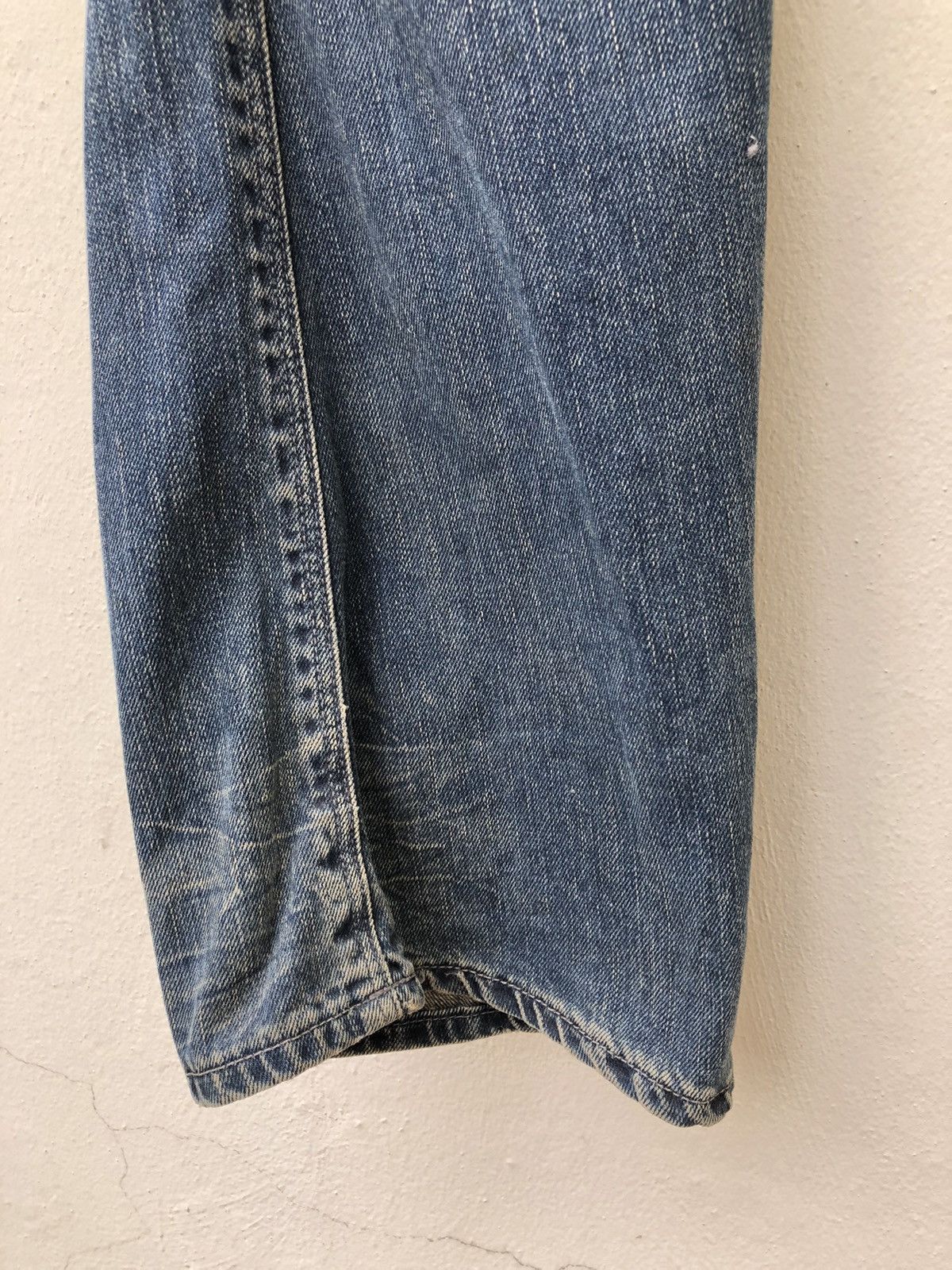 Levi's Vintage Levi’s Engineered Jeans Buckle Back Baggy Denim Size US 32 / EU 48 - 22 Thumbnail